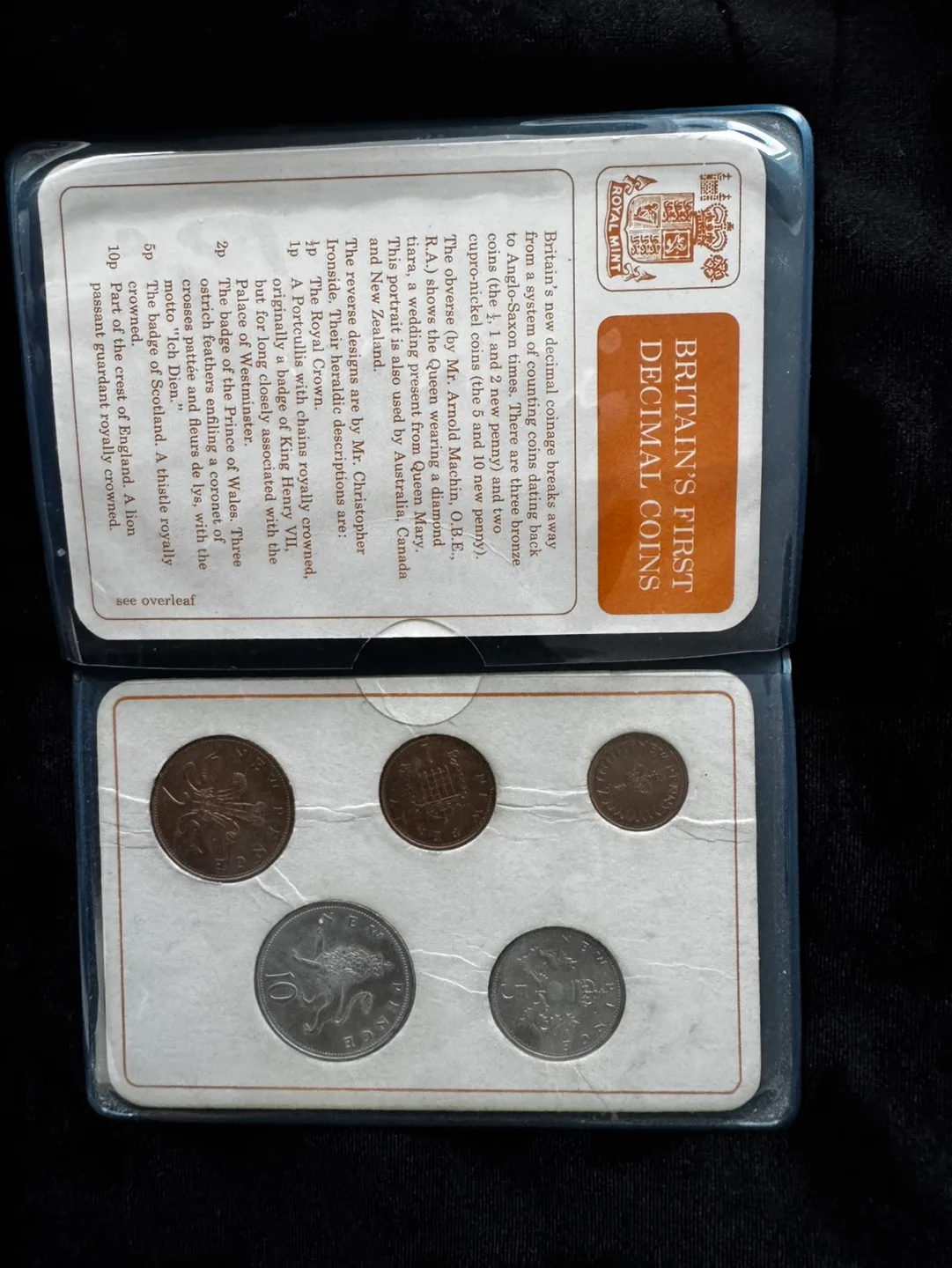 Britain's First Decimal Coins Set - 1971 image indicator(4)