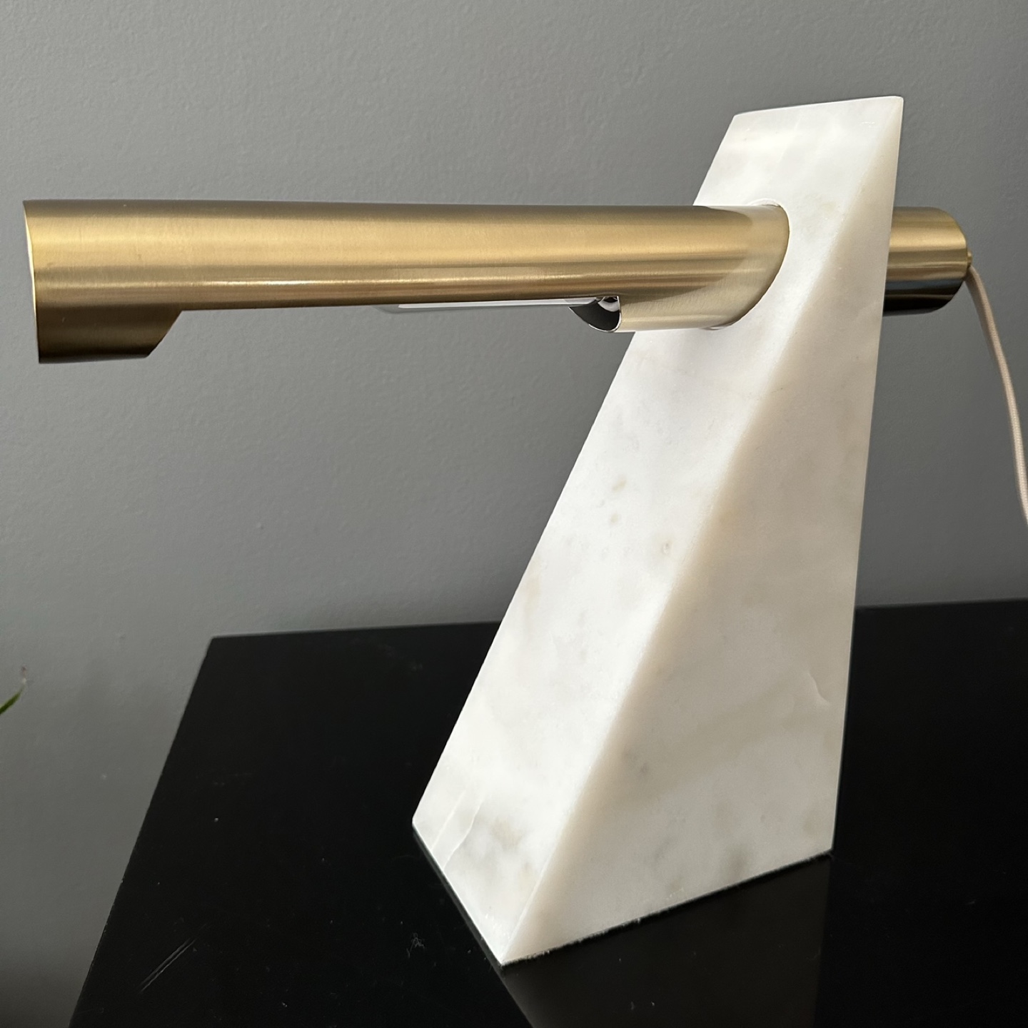 Mid century modern marble desk lamp - dimmable