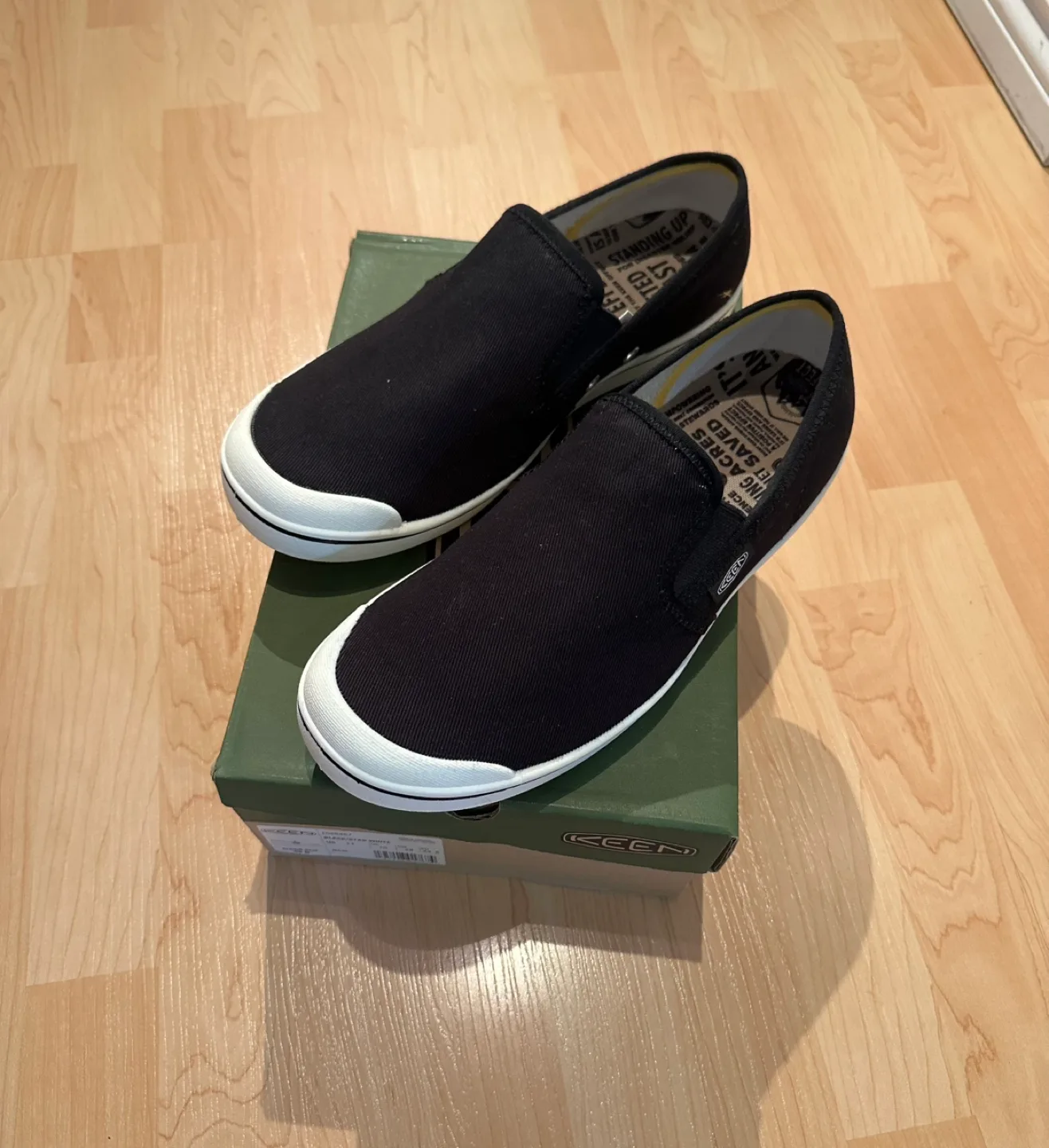 BNIB - KEEN Eldon Slip On - Men's Size US 11/EU 44.5 image indicator(2)