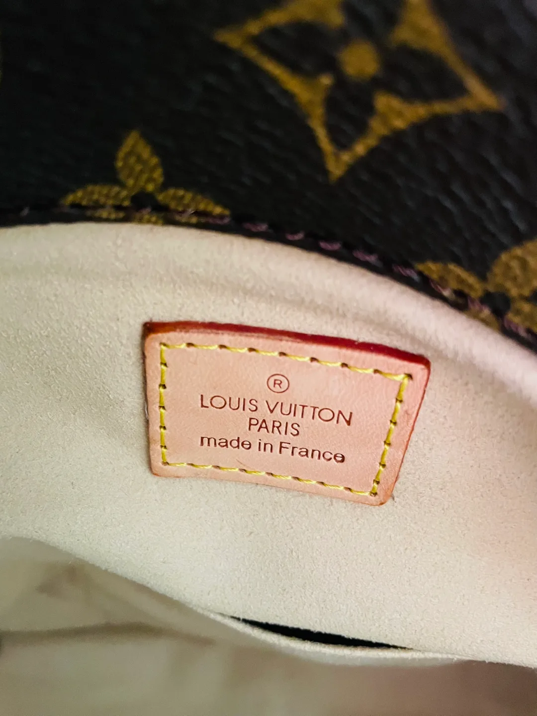 Louis Vuitton Monogram Empreinte Pochette Métis image indicator(5)