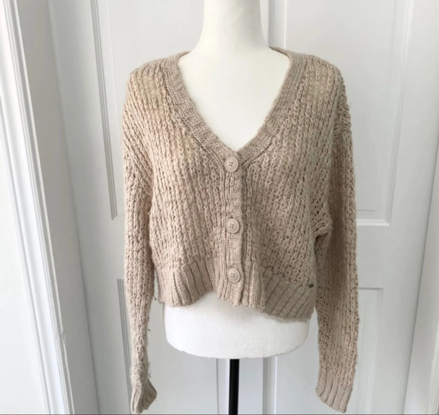 Hollister Cropped Cardigan thumbnail