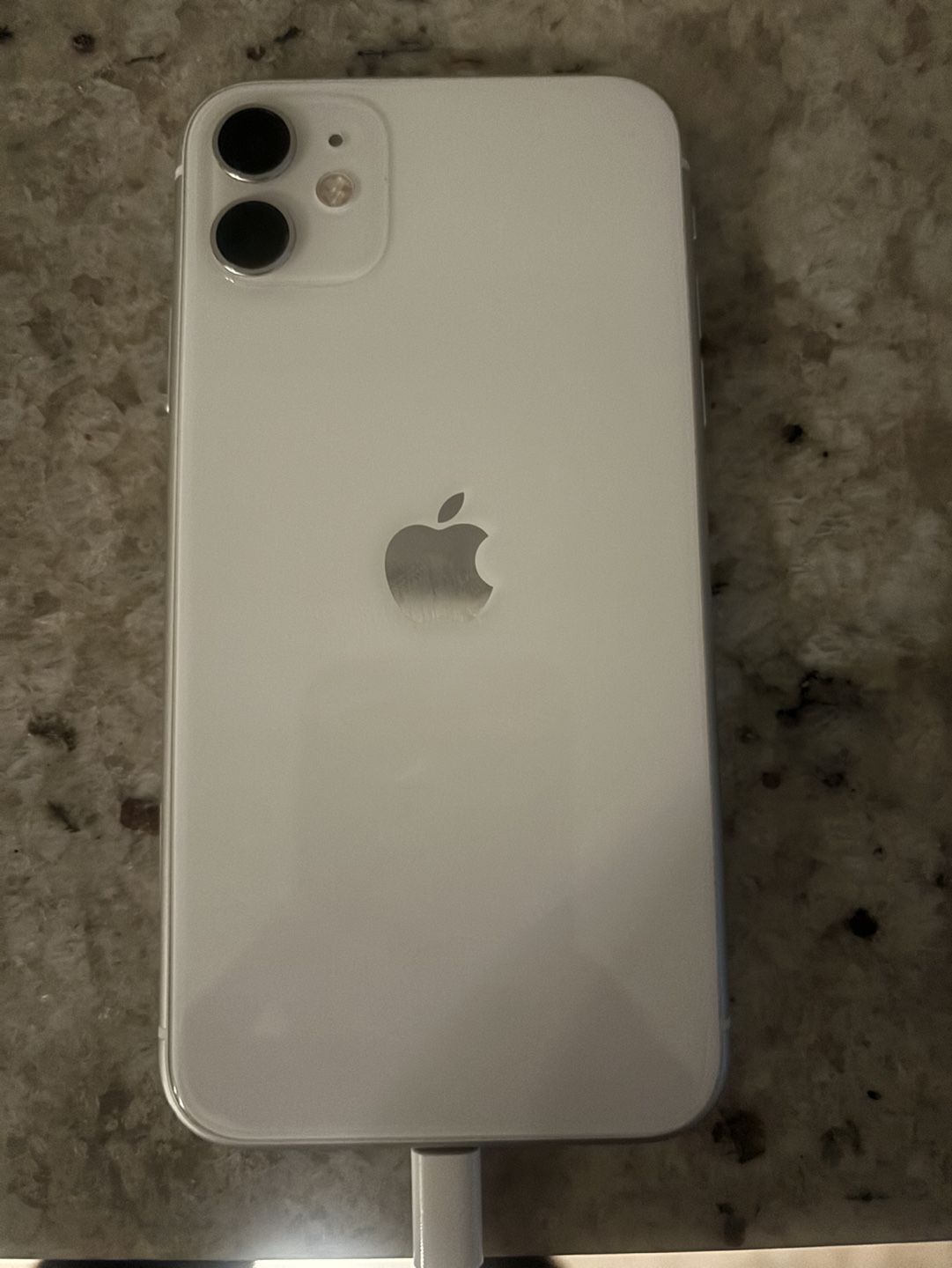 iPhone 11 White 64GB - photo 2