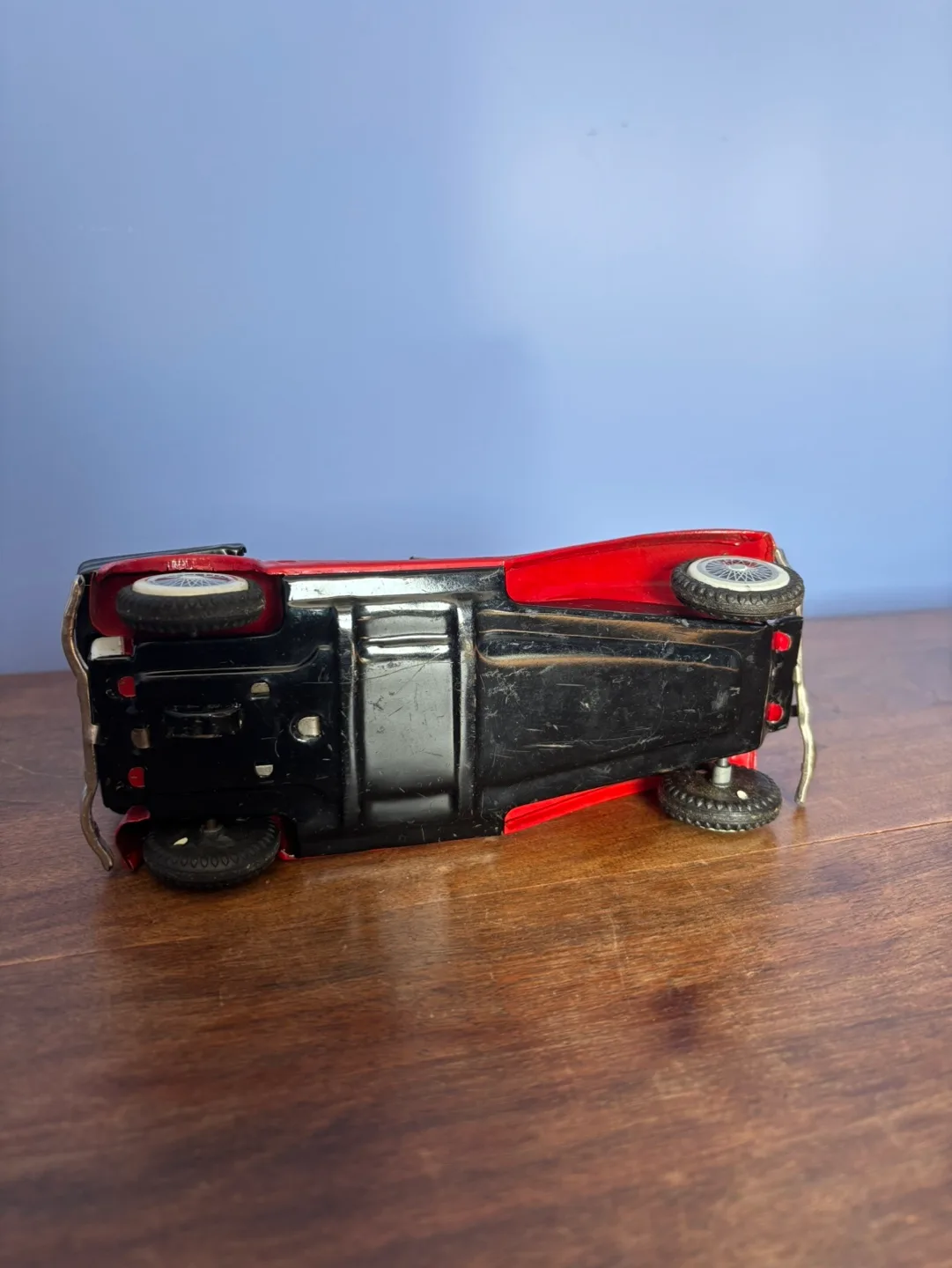 Vintage SSS international antique friction toy car image indicator(4)