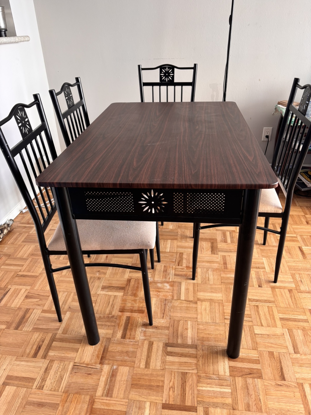 5-Piece Dining Set - Table and Four Chairs - photo 5