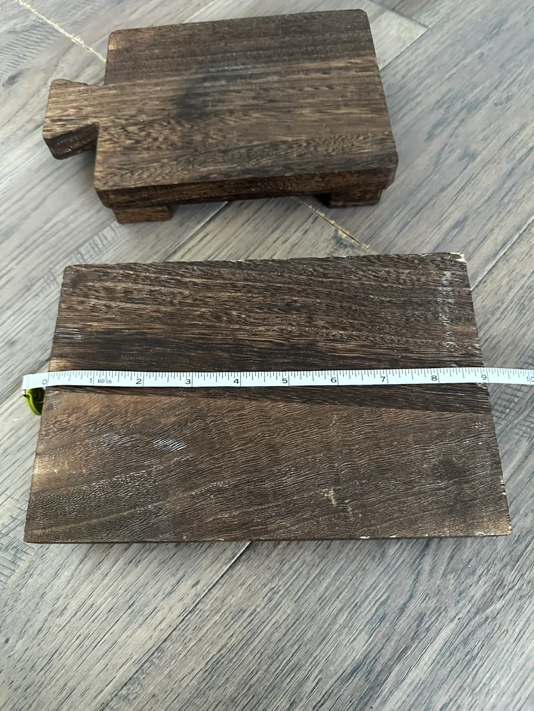 Set of Two Dark Brown Wooden Serving Trays 🥕 image indicator(6)