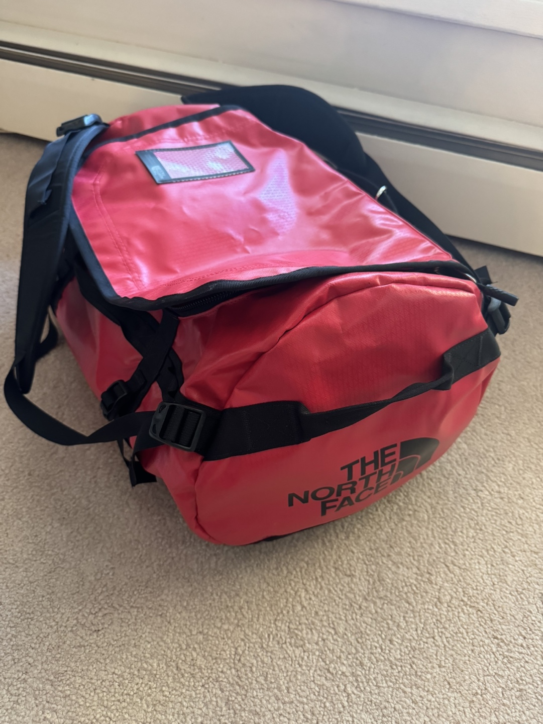 The North Face Base Camp Duffel S - Red