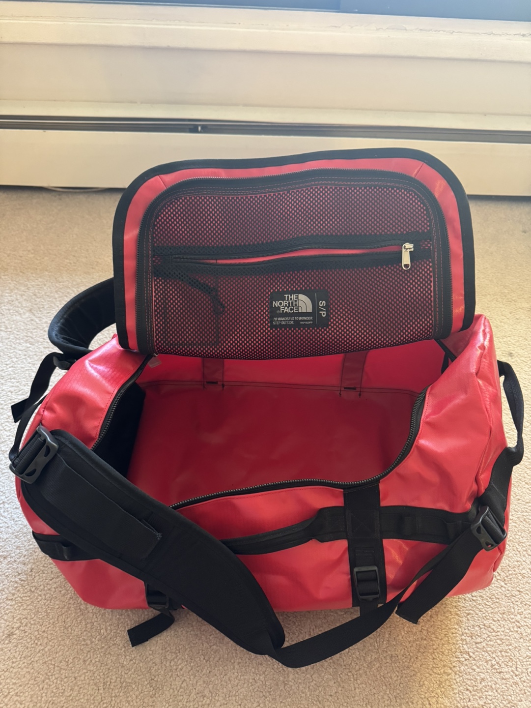 The North Face Base Camp Duffel S - Red - photo 3
