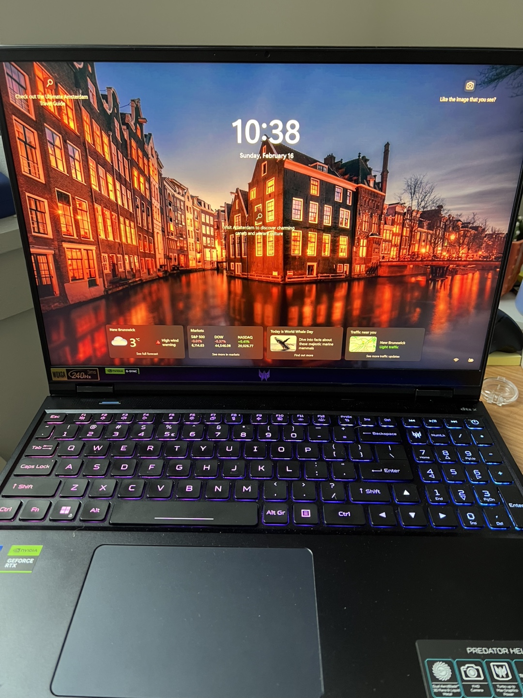 Acer Predator 4080 PH16 Gaming Laptop - photo 4