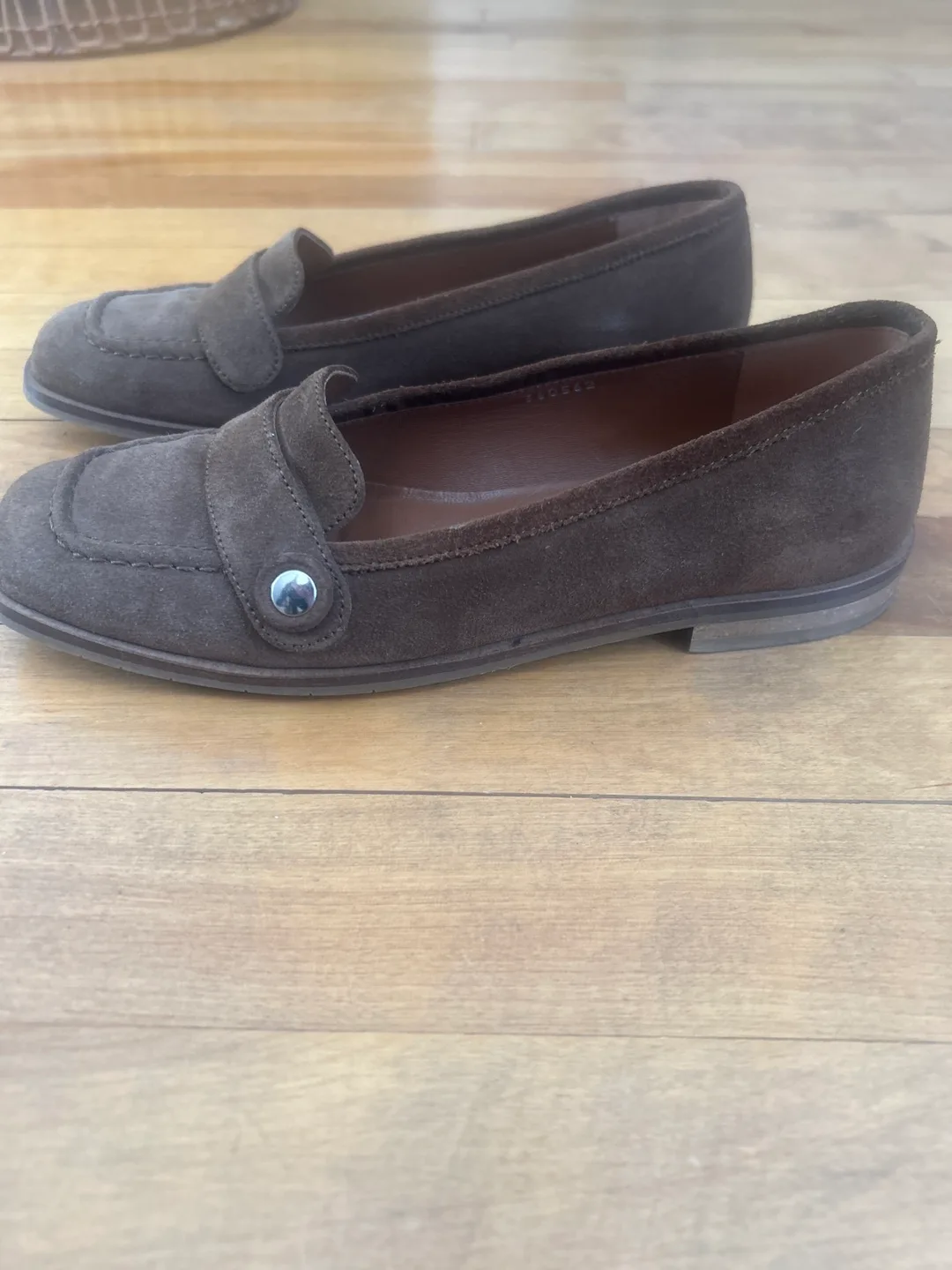 Aquatalia Women's Brown Suede Loafers image indicator(3)