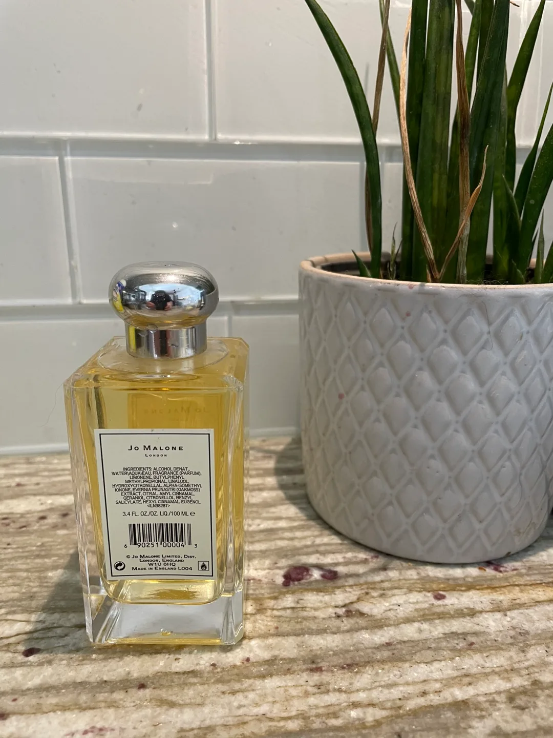 Jo Malone Lime Basil and Mandarin image indicator(2)