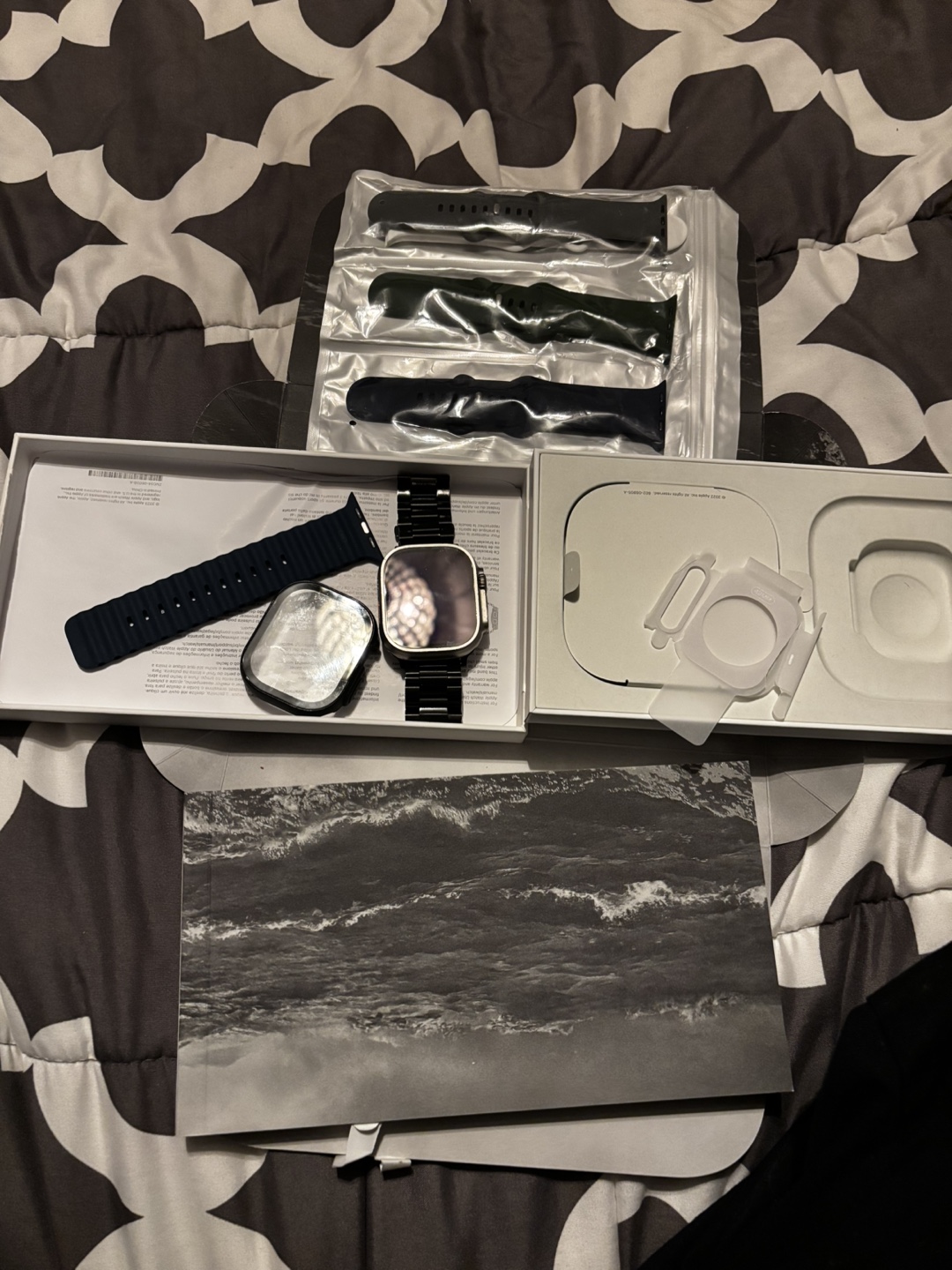 Apple Watch Ultra 2 - 49mm Titanium Case