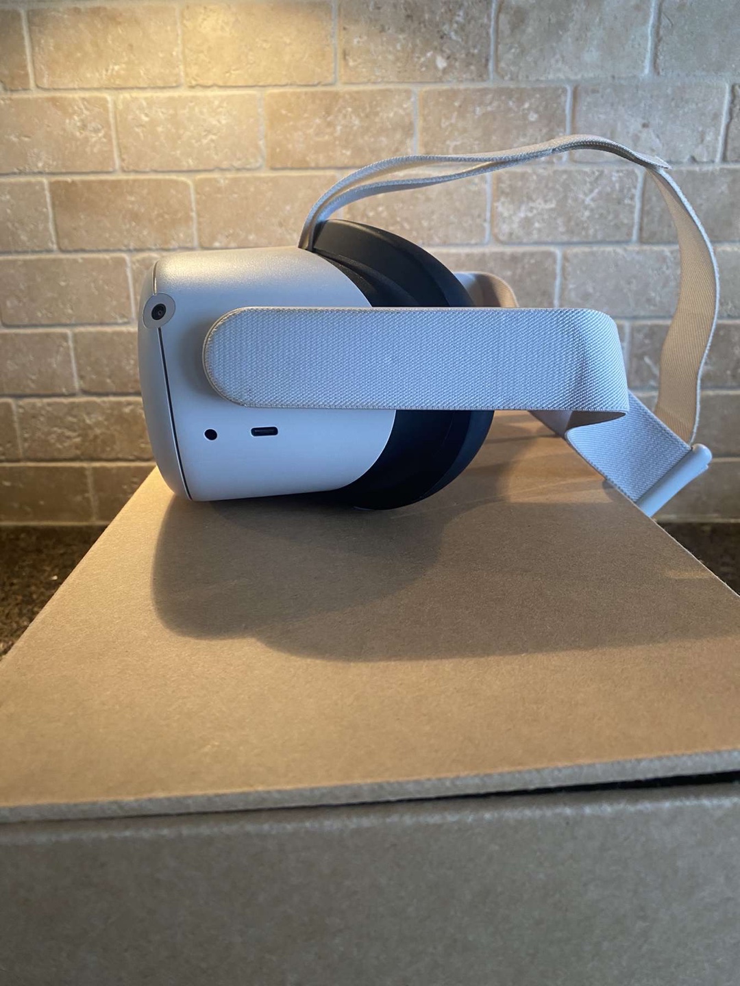 Meta Quest 2 VR Headset with Controllers - photo 2