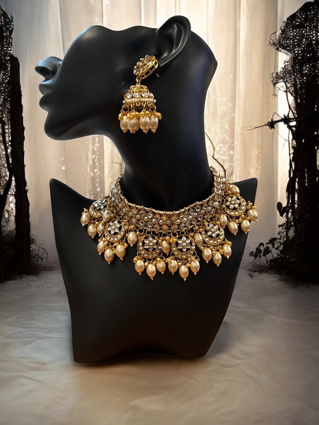 Gorgeous Gold Kundan Bridal Necklace Set with Pearls
