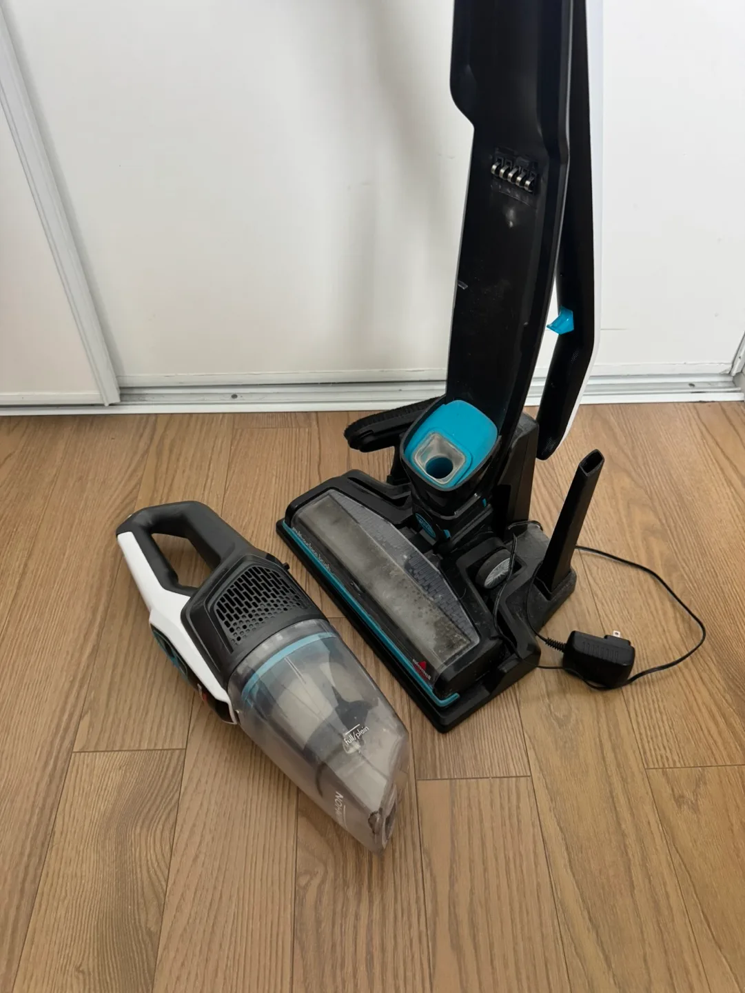 Bissell Lithium Ion Cordless Vacuum image indicator(6)