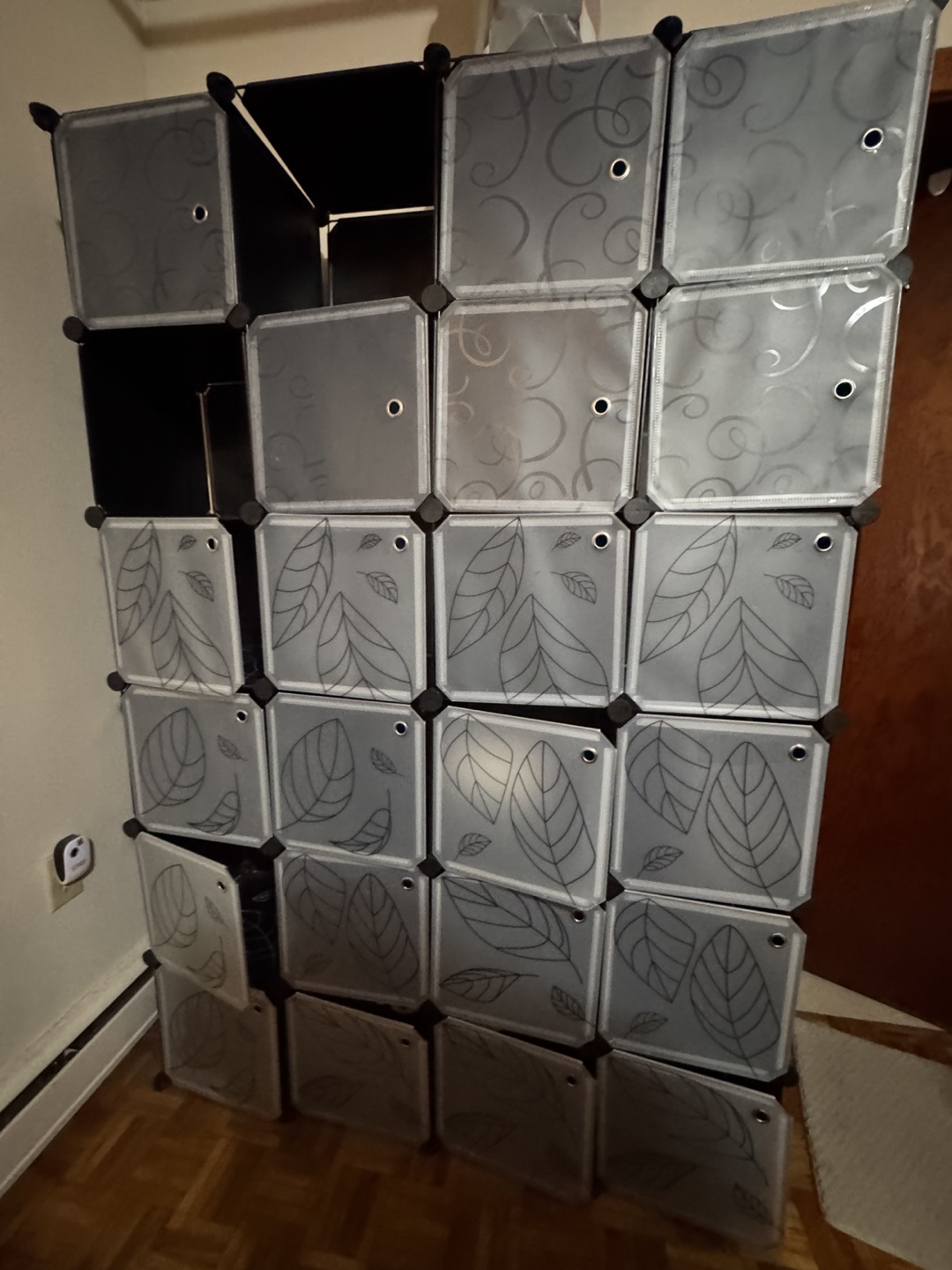 24 Cube Organizer with Leaf Design (plastic) - photo 2