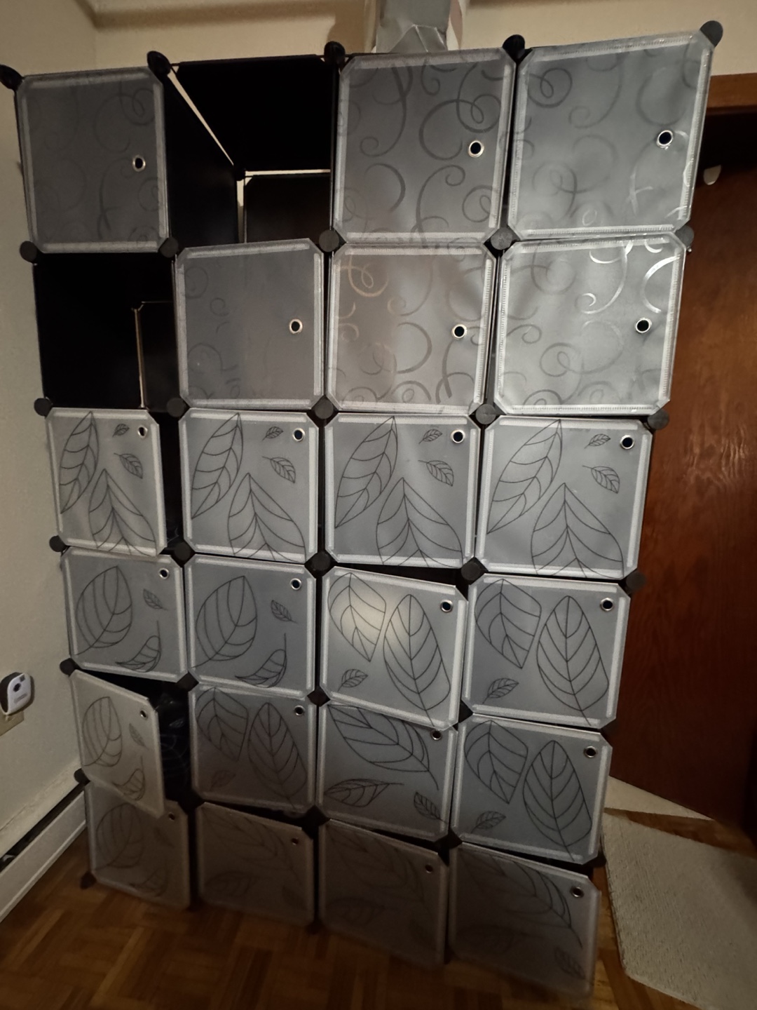 24 Cube Organizer with Leaf Design (plastic) - photo 4