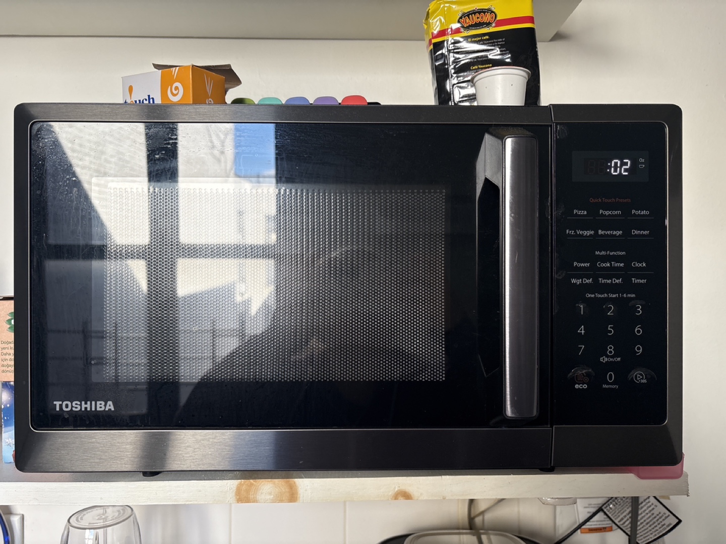 TOSHIBA Microwave - Black