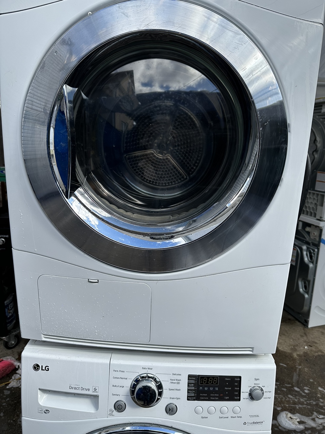 LG Washer and Dryer Set - White