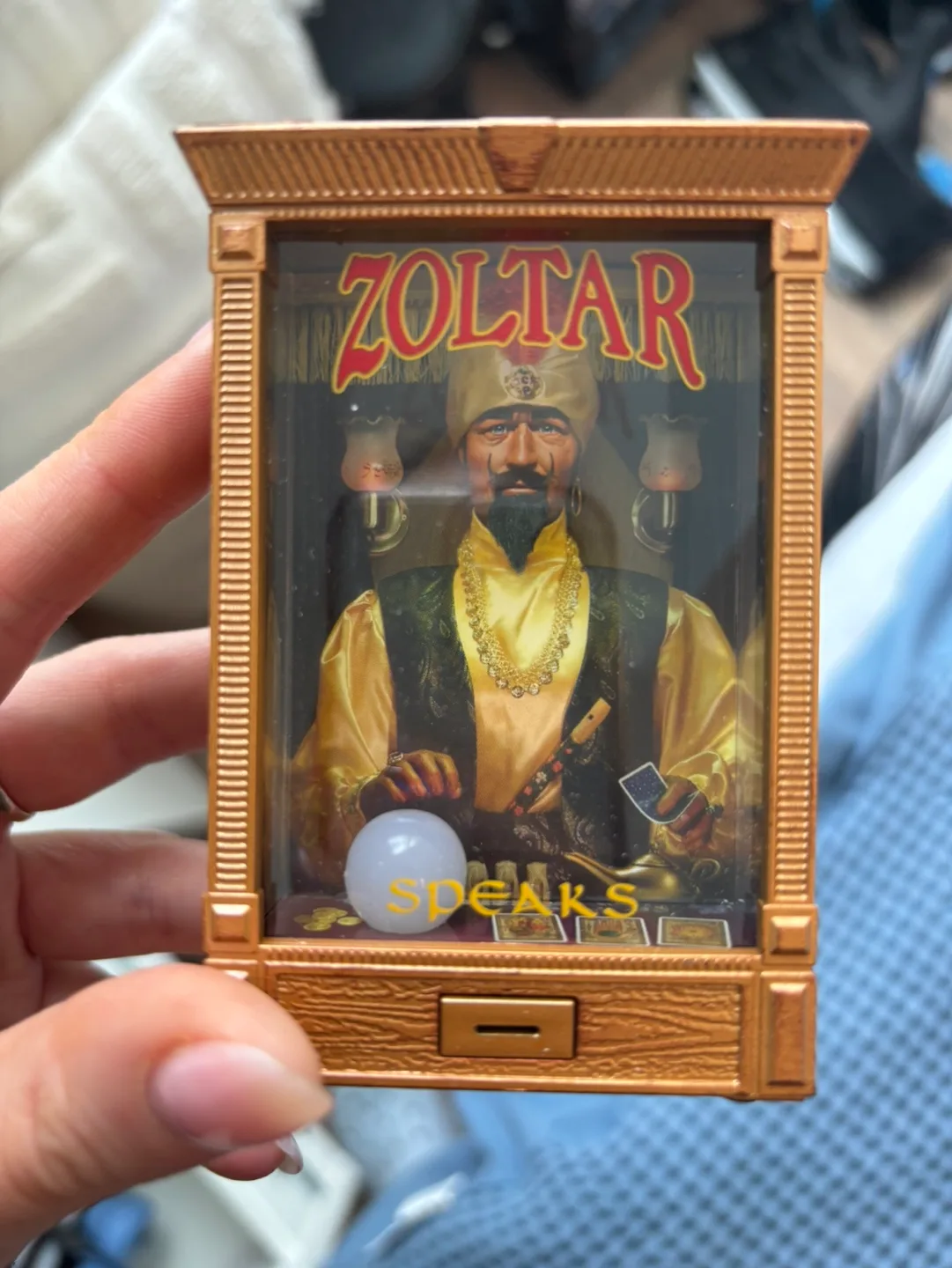 Zoltar Speaks Fortune Teller Machine thumbnail