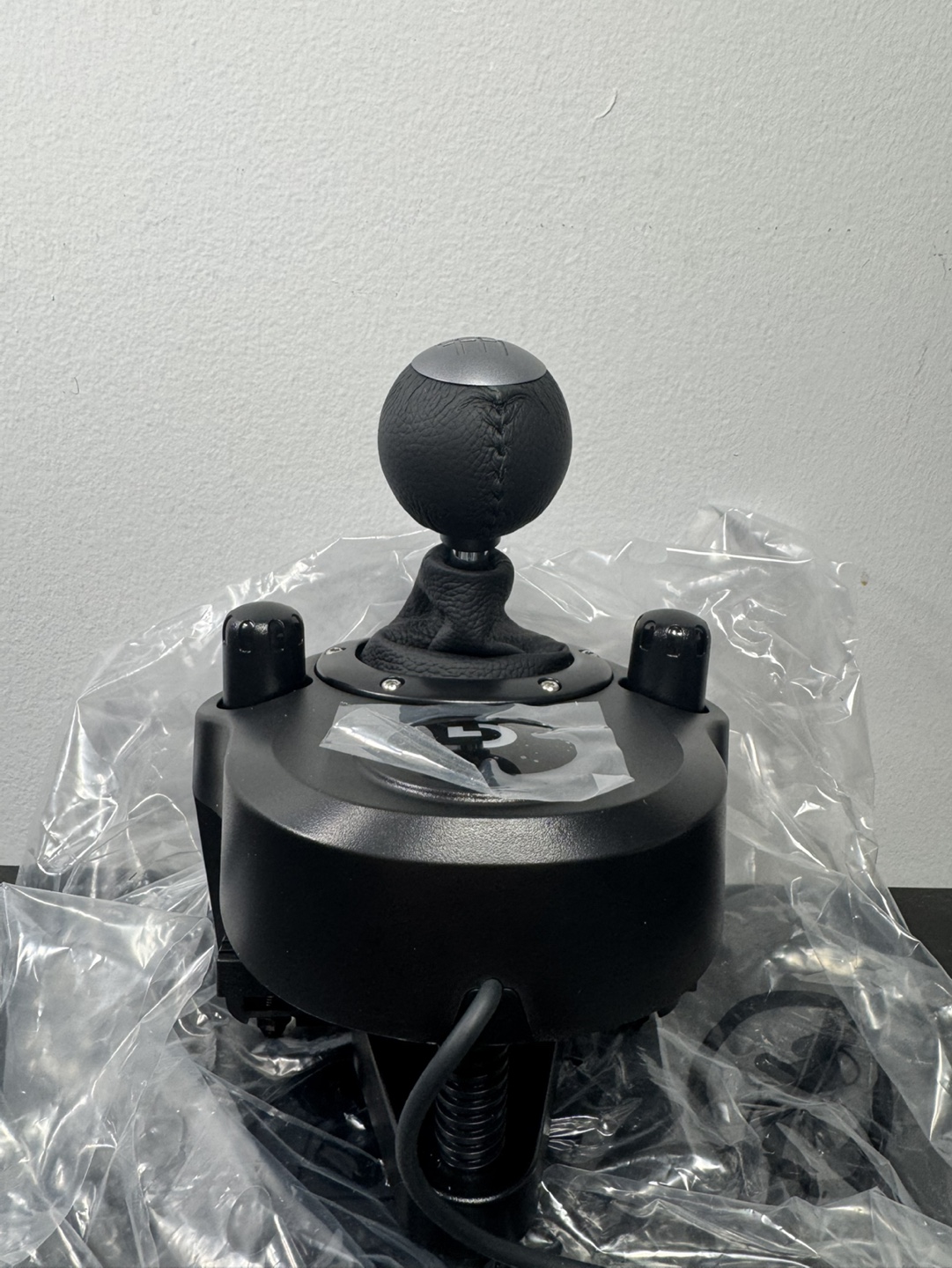 Logitech G Driving Force Shifter for G29 and G920 - photo 3
