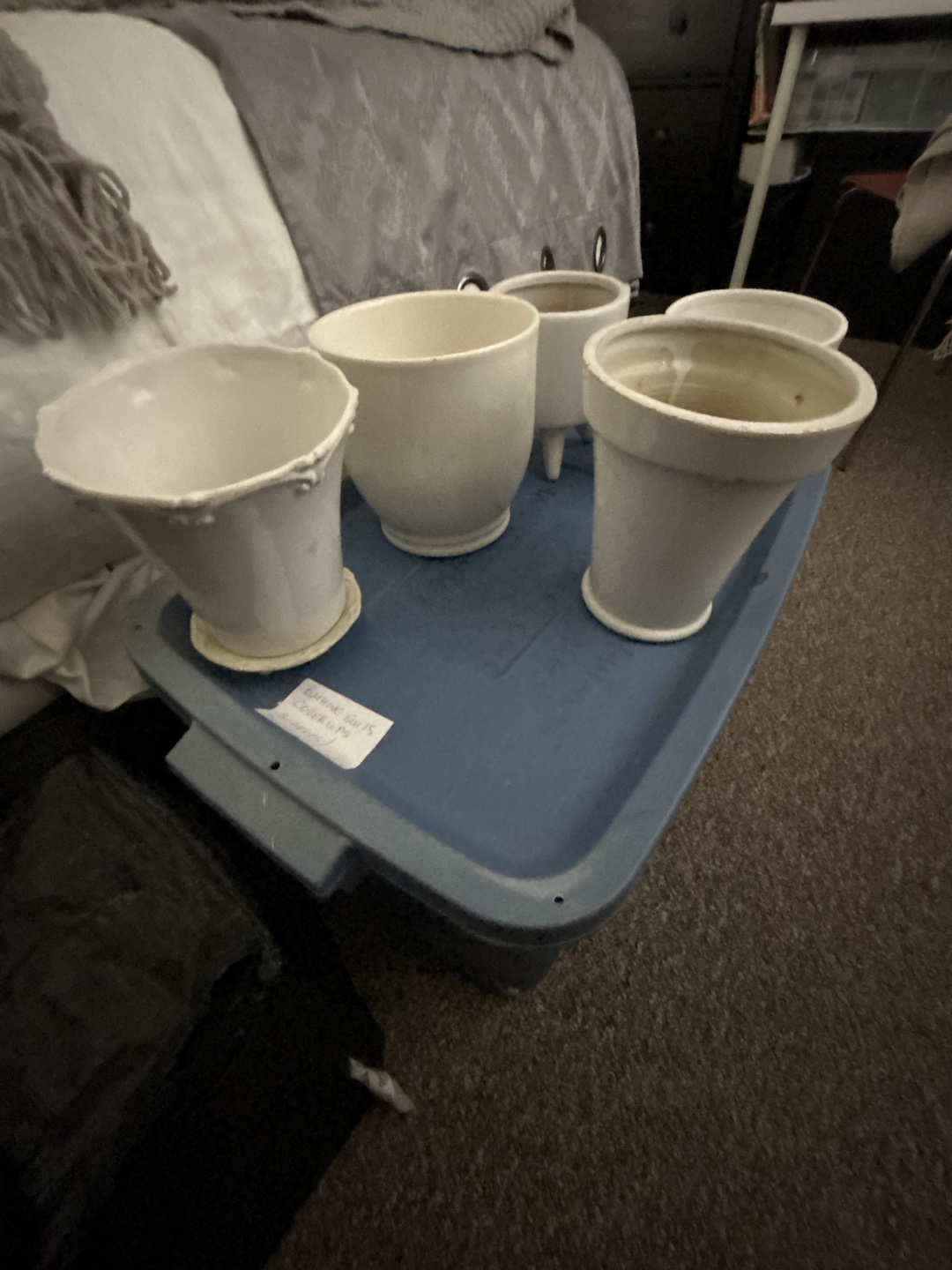 Set of 5 White Ceramic Planters - photo 3