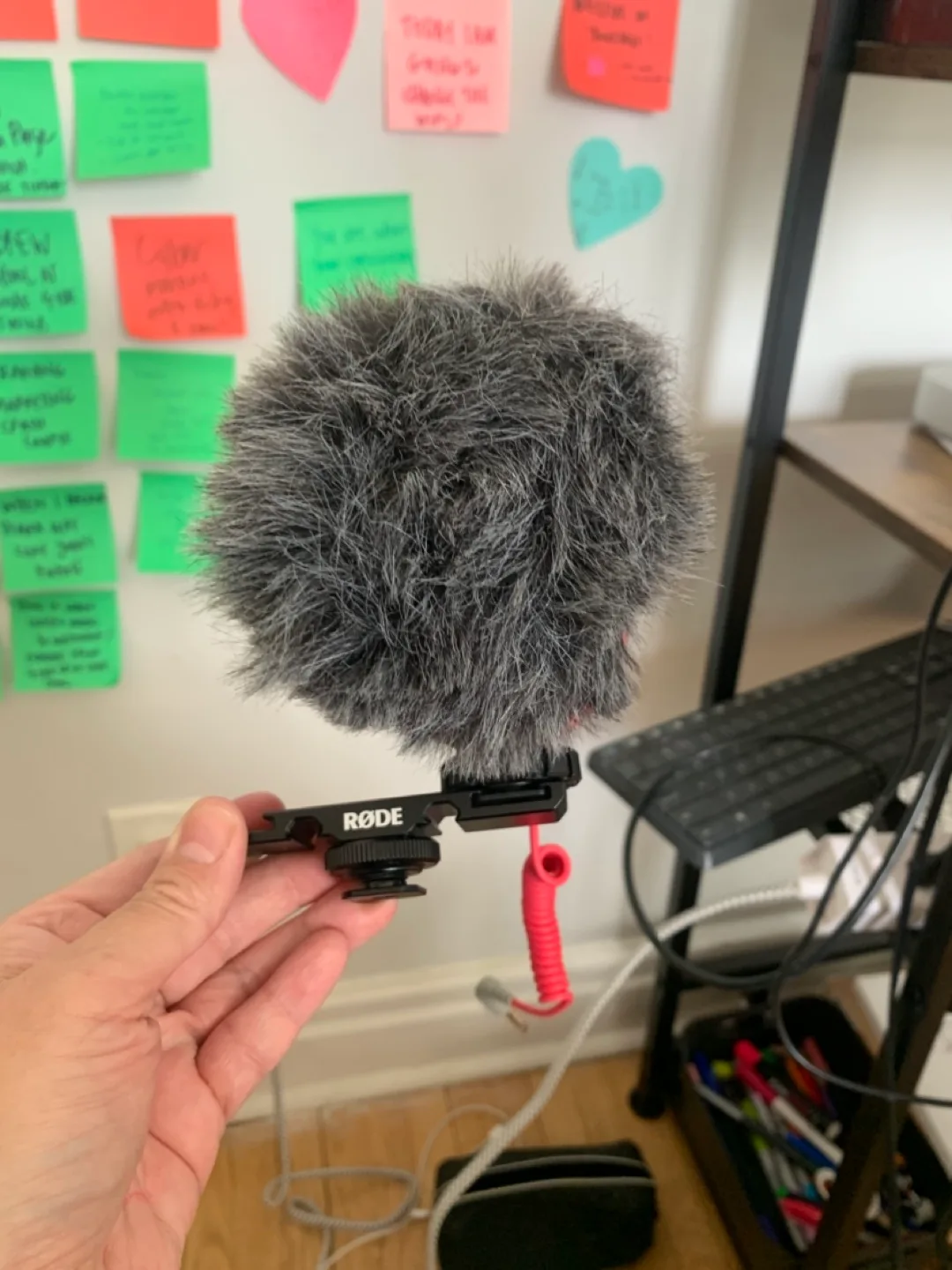 RØDE VideoMic Me-L Microphone with Rycote Lyre Shock Mount image indicator(3)