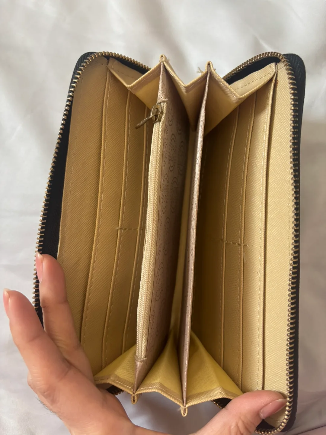 Michael Kors Black and Grey Signature Zip-Around Wallet image indicator(4)