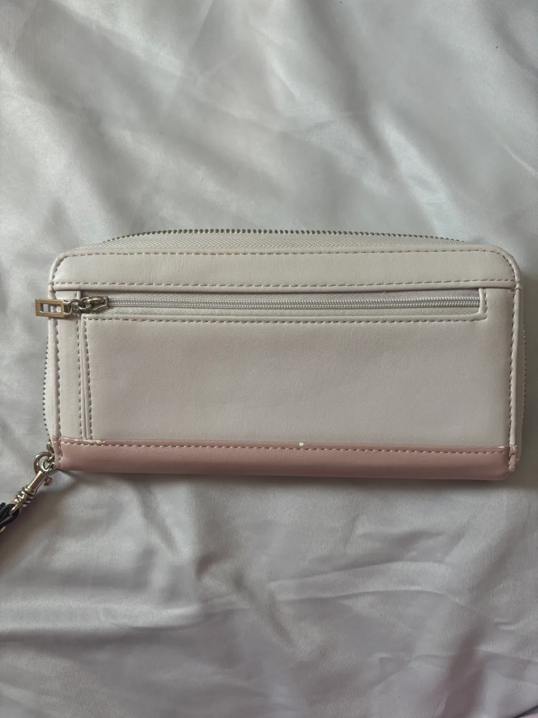 Guess Women's Two-Tone Zip-Around Wallet image indicator(4)