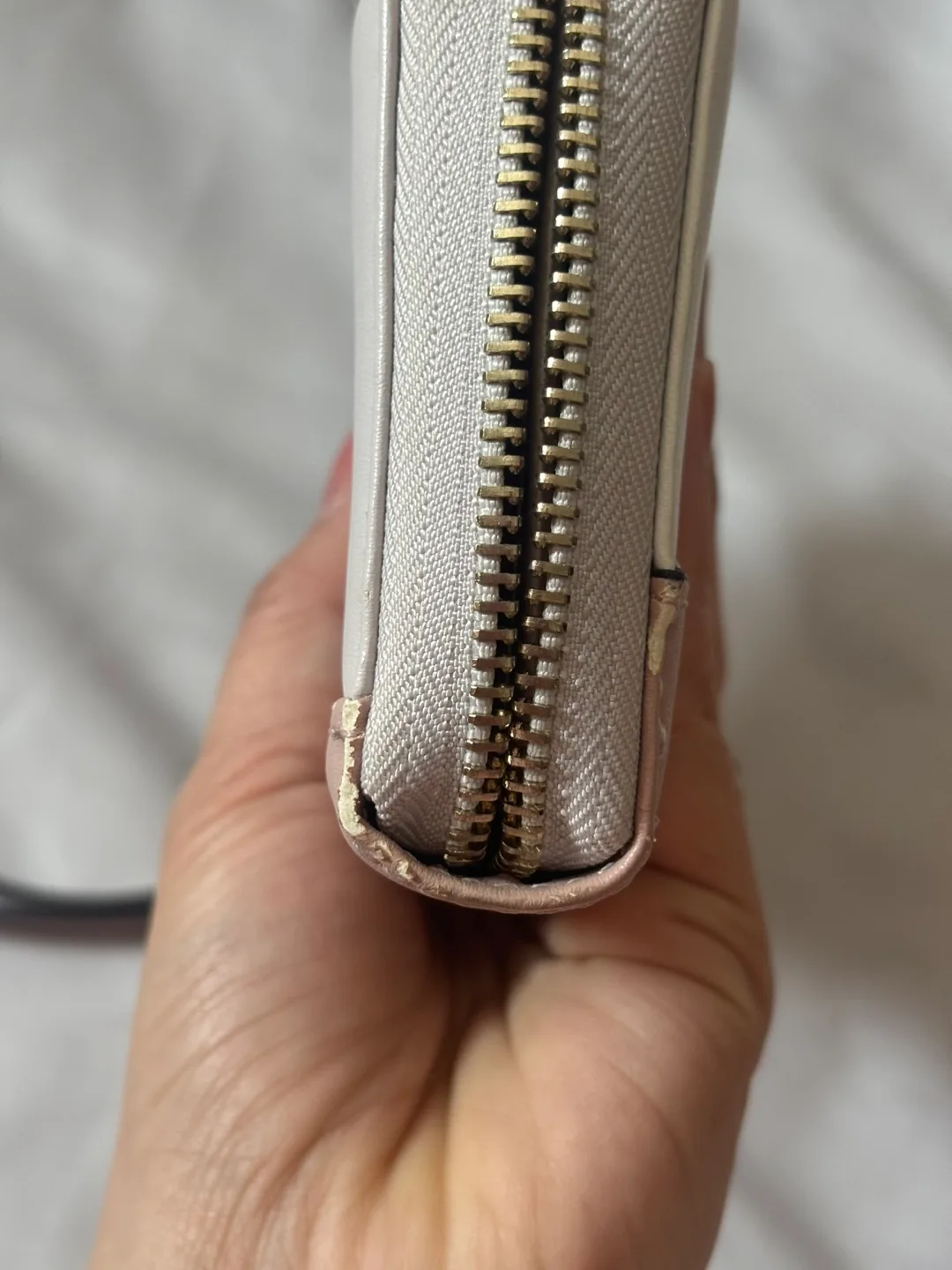 Guess Women's Two-Tone Zip-Around Wallet image indicator(5)