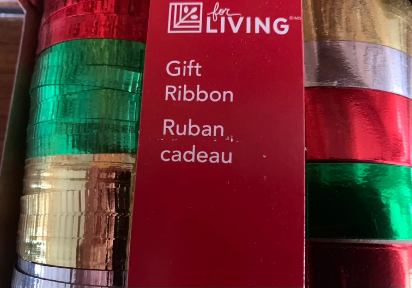 Metallic Gift Ribbon - 160 feet -brand New image indicator(3)