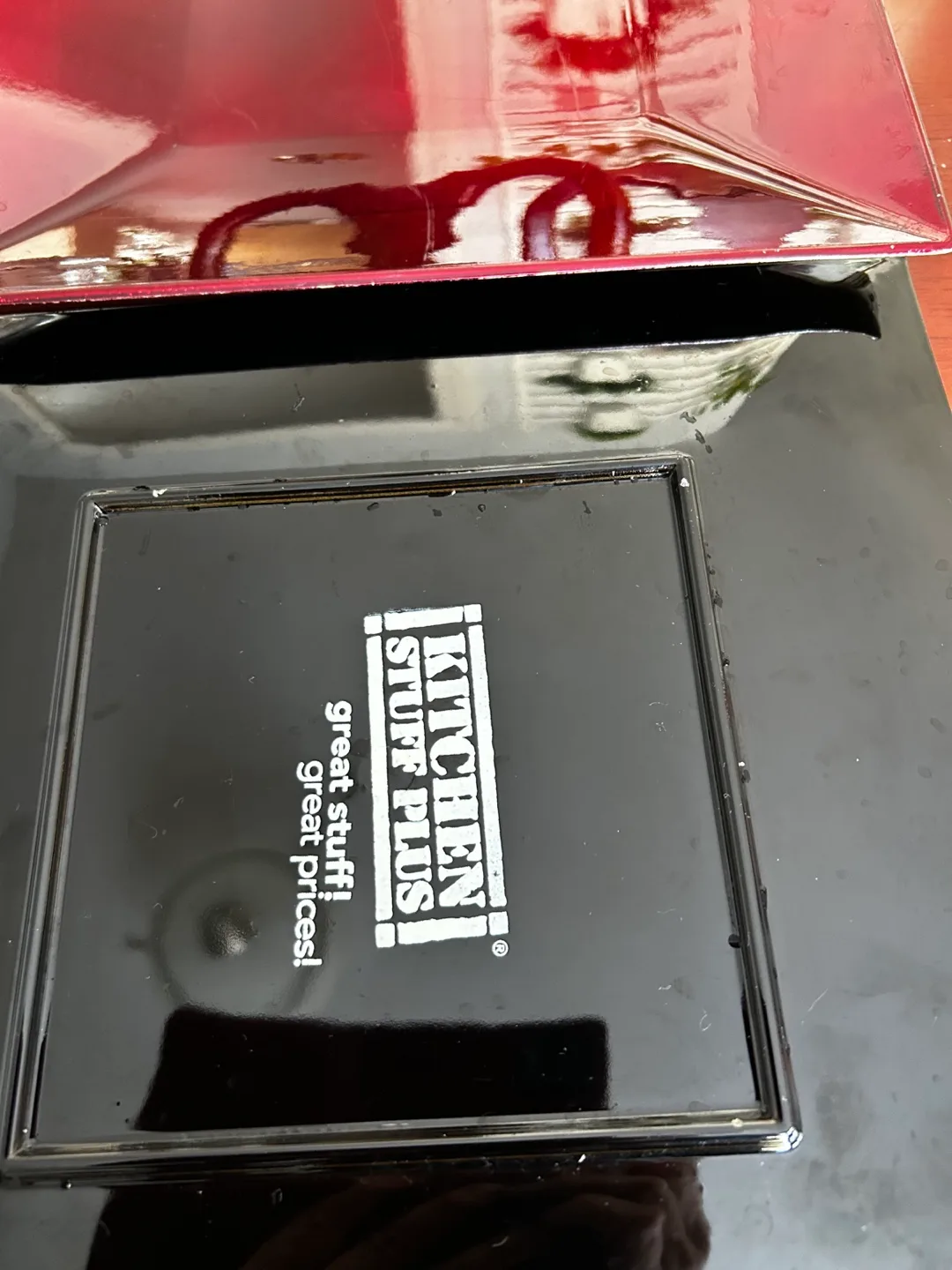 Red Charger Plates & Square Plates image indicator(4)