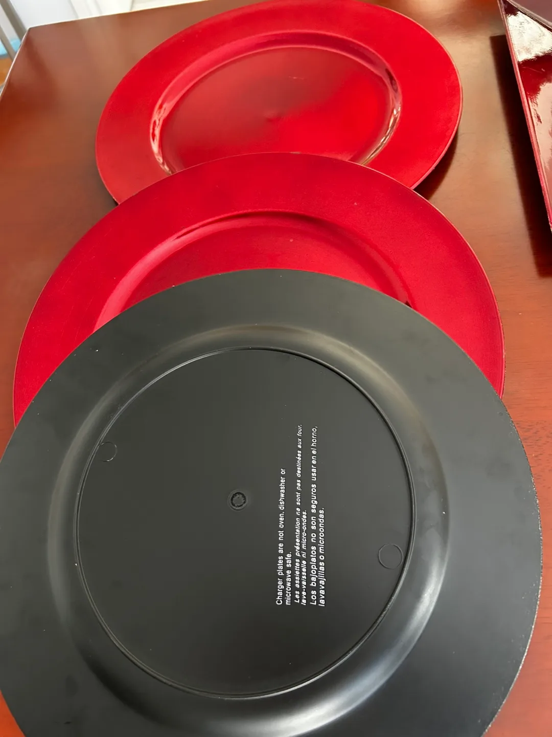 Red Charger Plates & Square Plates image indicator(3)