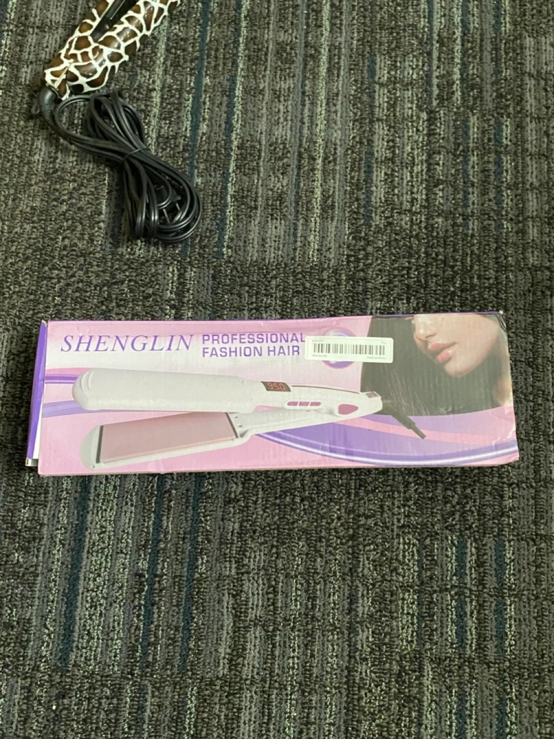 SHENGLIN Professional Fashion Hair Straightener