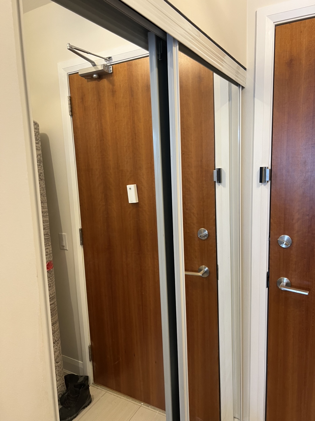 Sliding mirrored closet doors -2