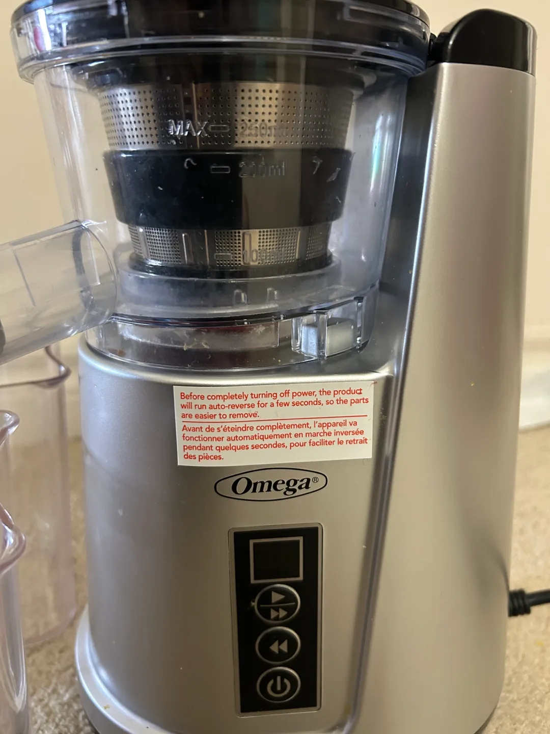 Omega JC3000 Low Speed Masticating Juicer image indicator(3)