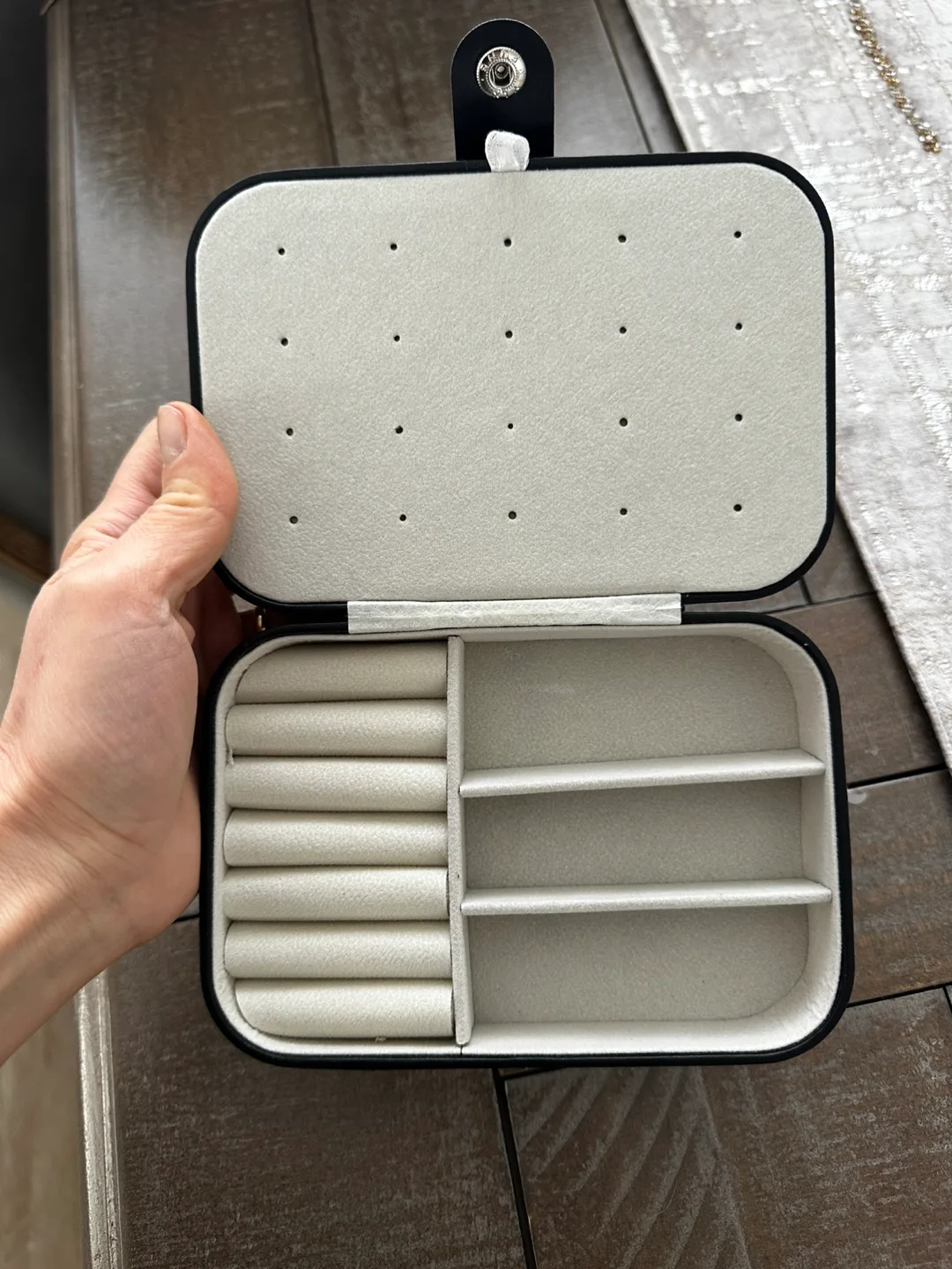 Black Leatherette travel Jewellery Box Organizer image indicator(2)