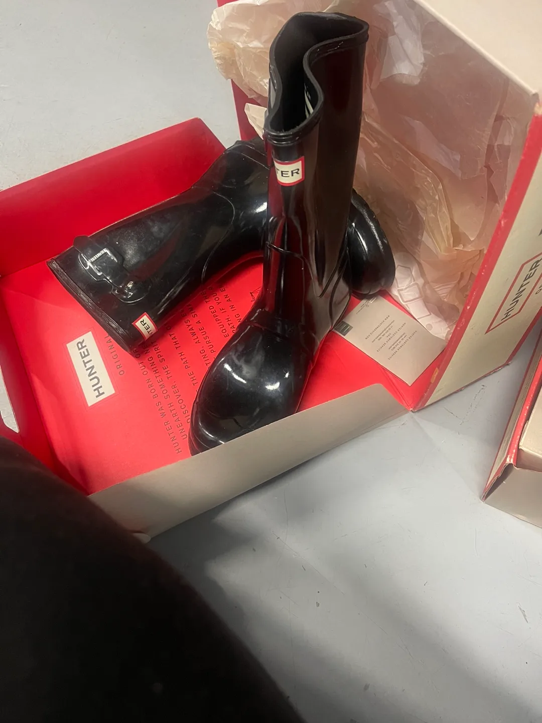 Hunter Original Glossy Black Short Rain Boots image indicator(3)