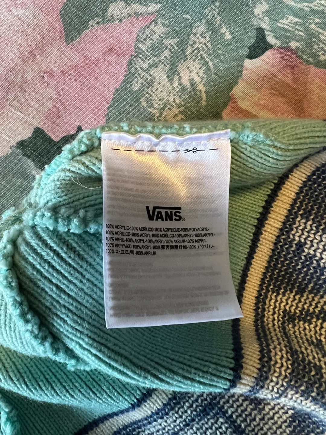 Vans Pom-Pom Beanie - Mint Green & Turquoise image indicator(2)