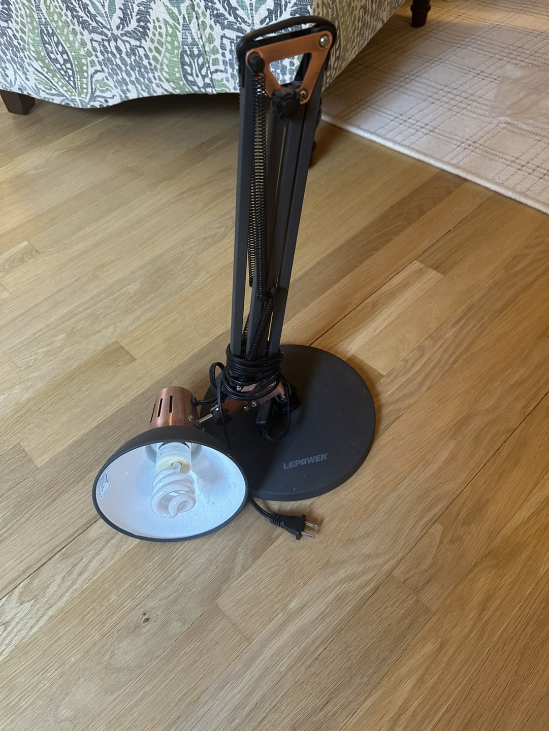 LEPOWER Desk Lamp with Rose Gold Accents - photo 2