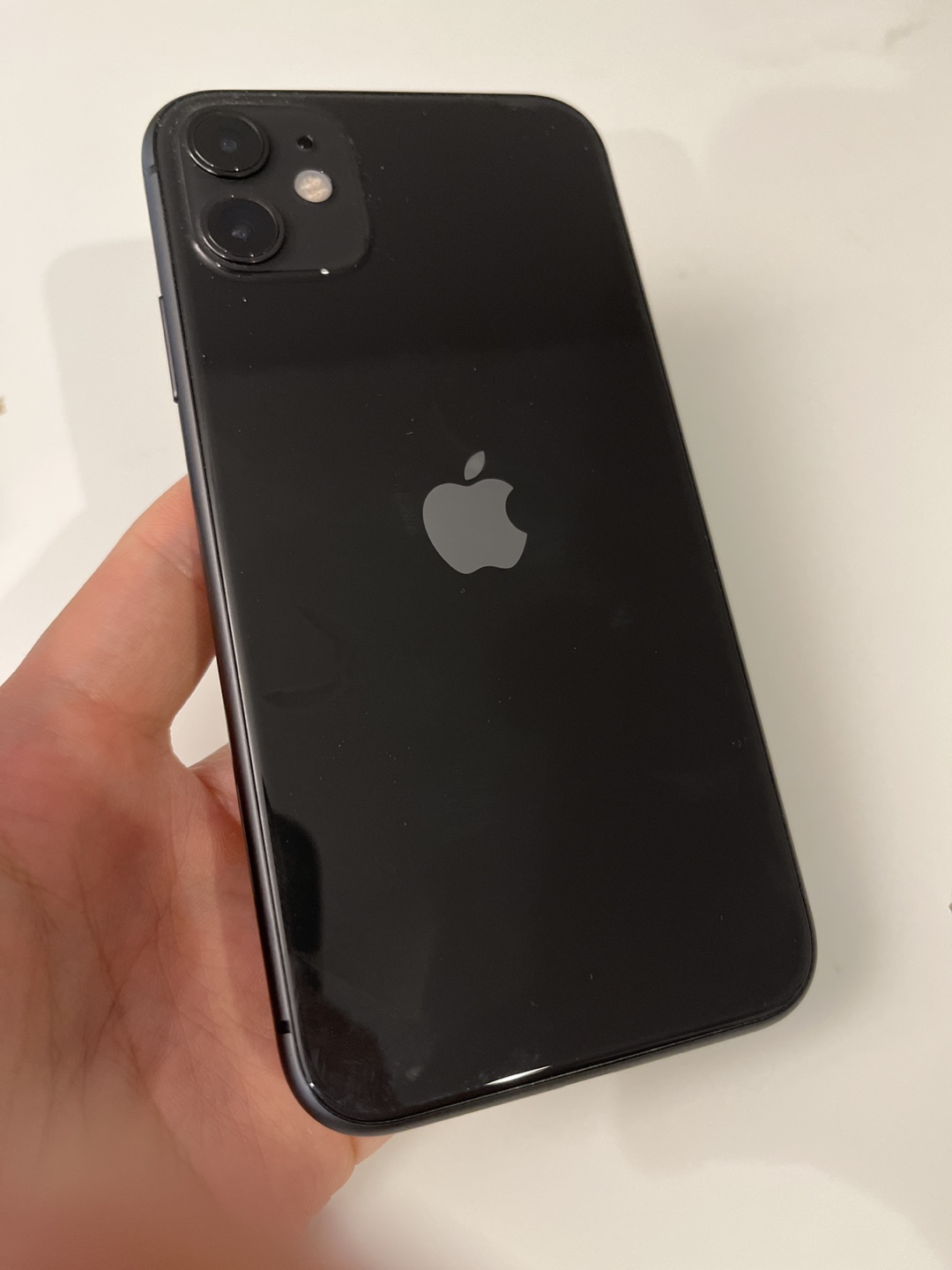 iPhone 11 Black 64GB - photo 2