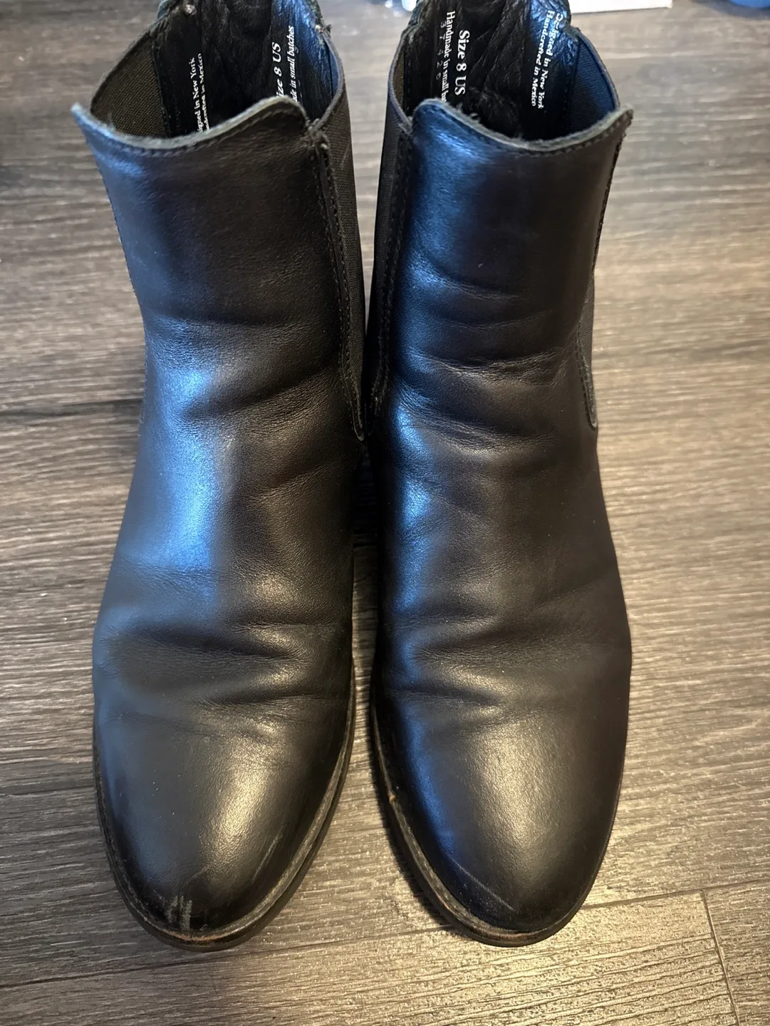 Black Chelsea boots thumbnail