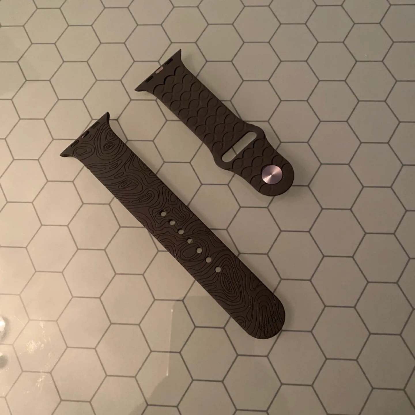 Silicone Apple Watch Bands image indicator(2)