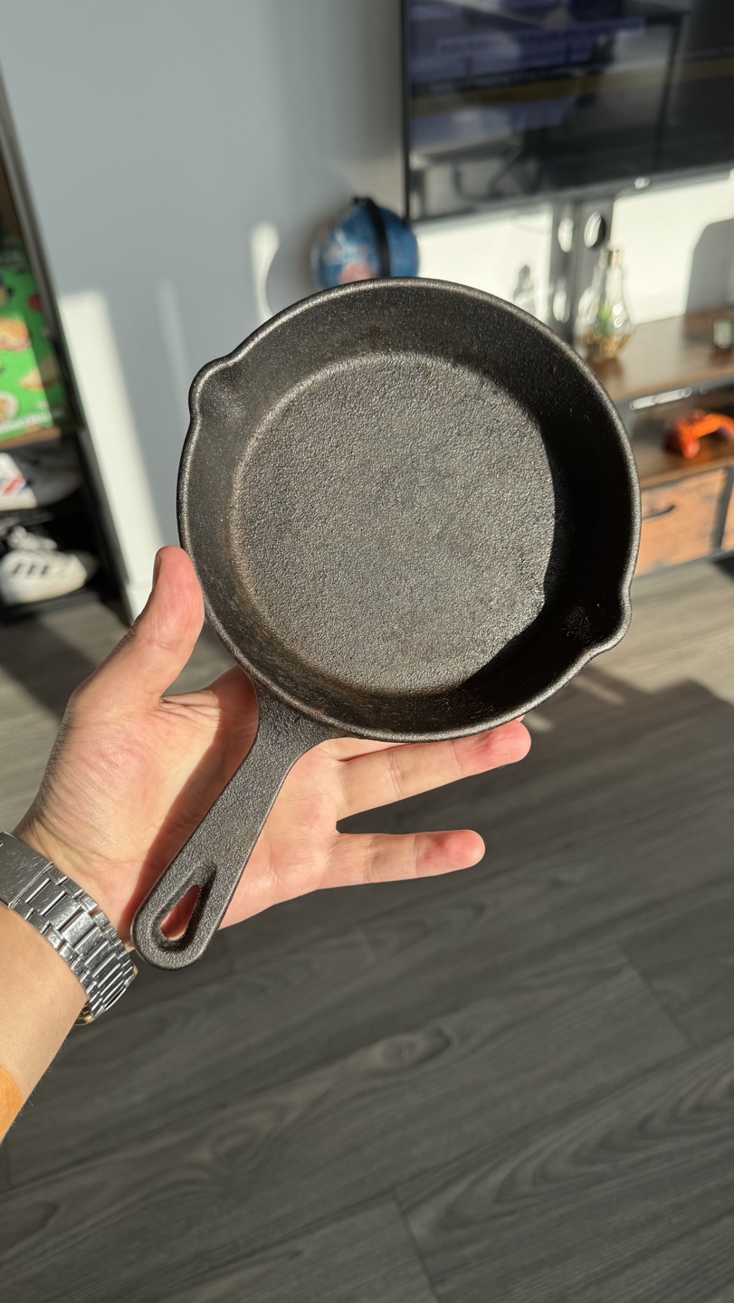 Small Cast Iron Skillet - photo 2