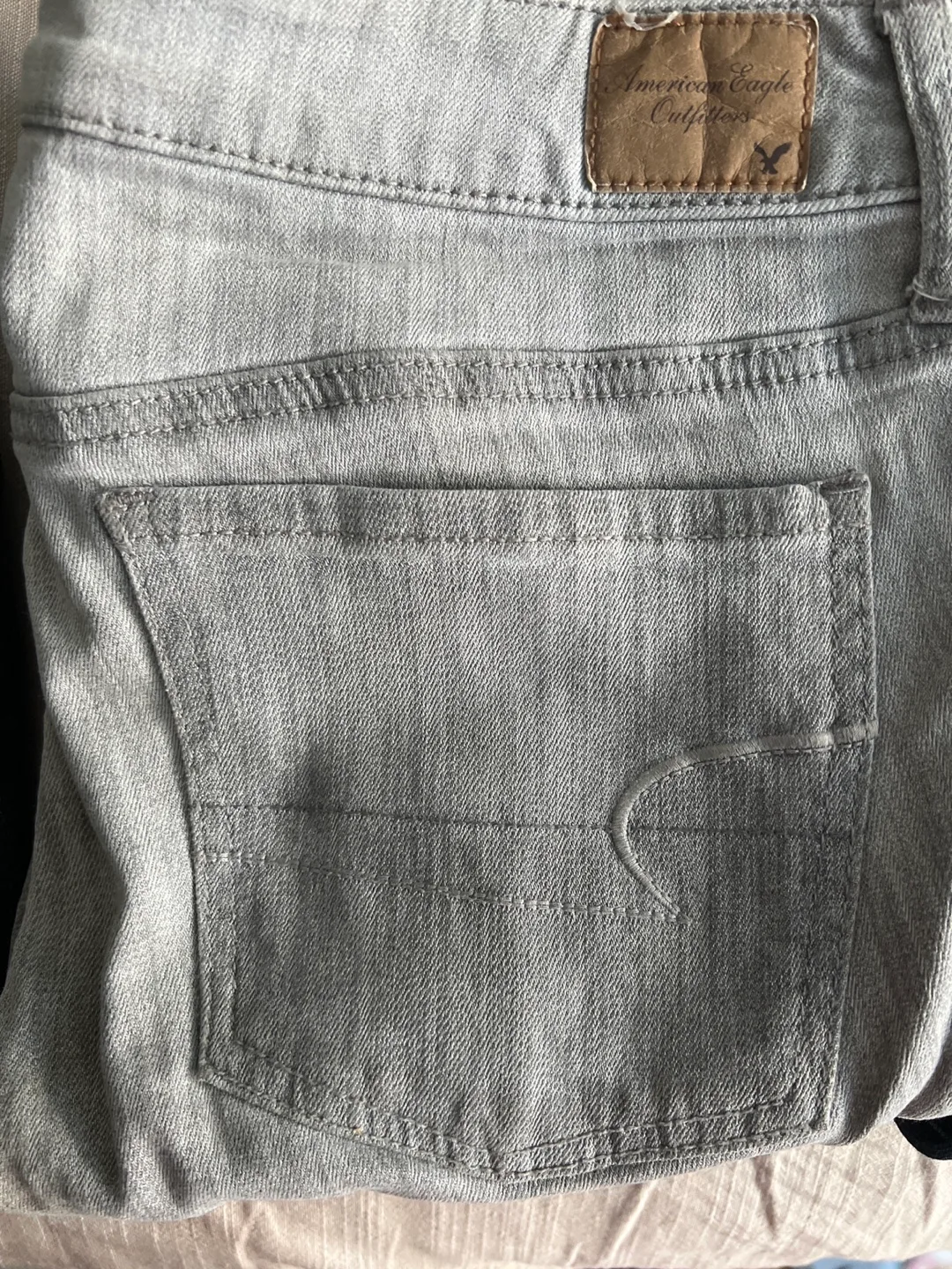 Bundle of 4 Women's Jeans - Various Washes & Brands image indicator(3)