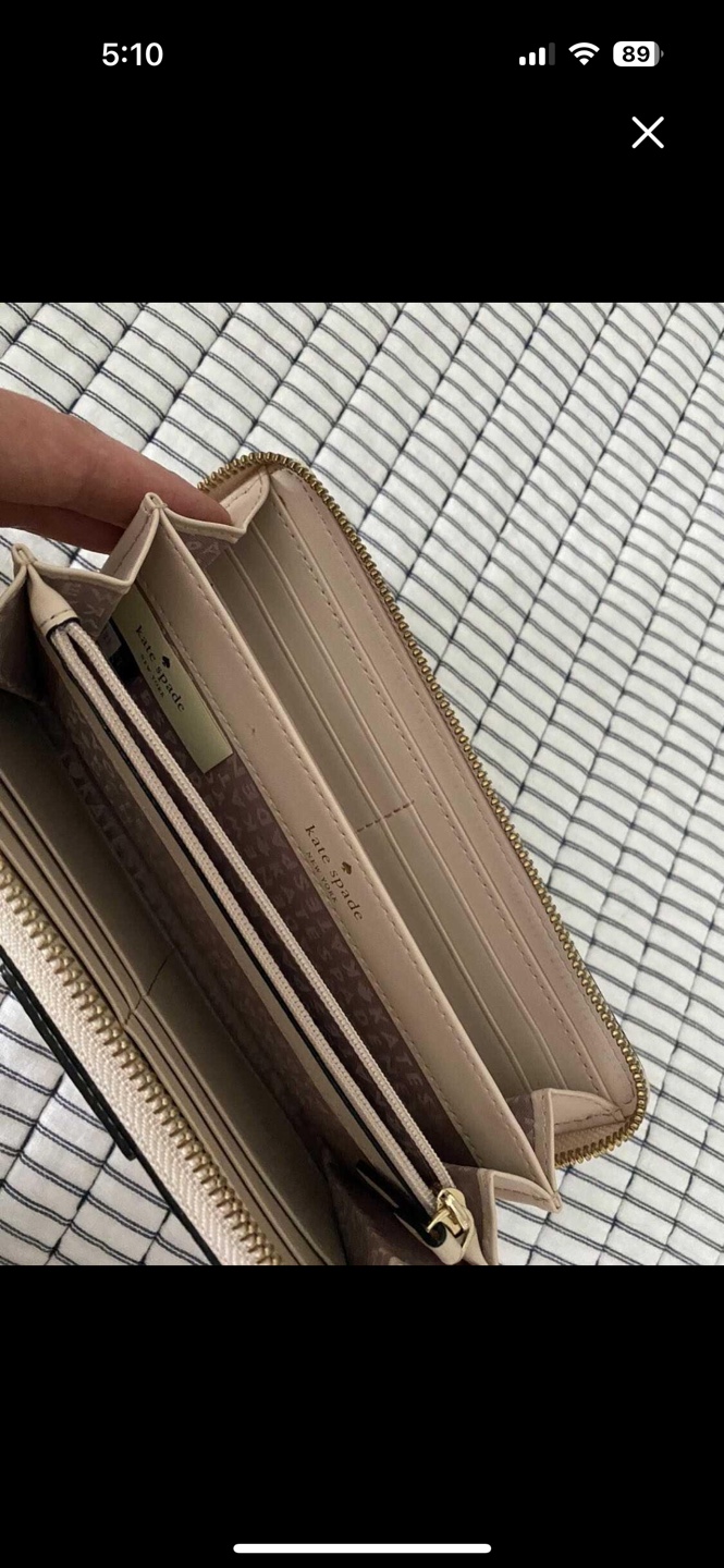 Kate Spade New York Zip Around Wallet - Off-White