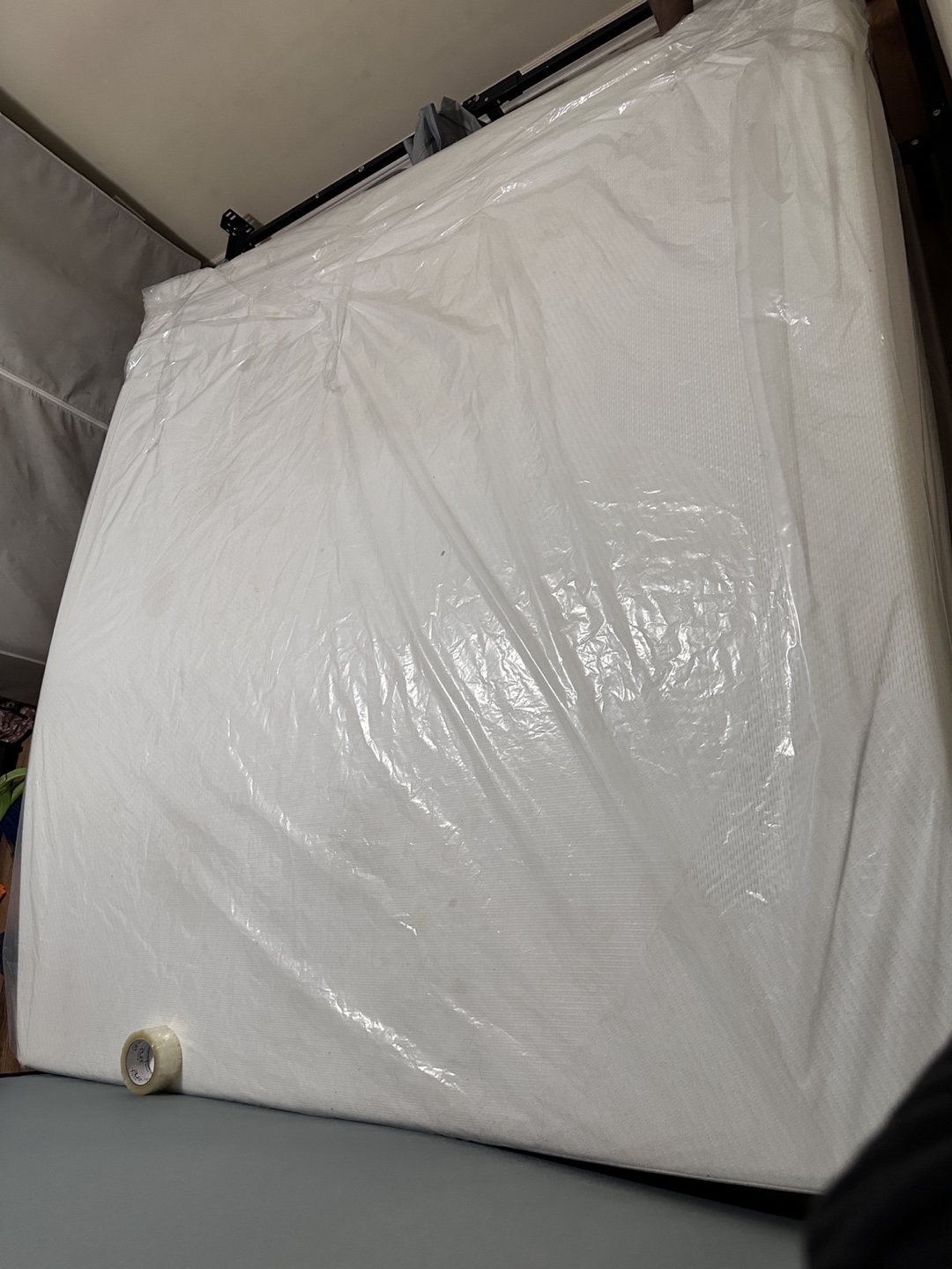 King size mattress - photo 2