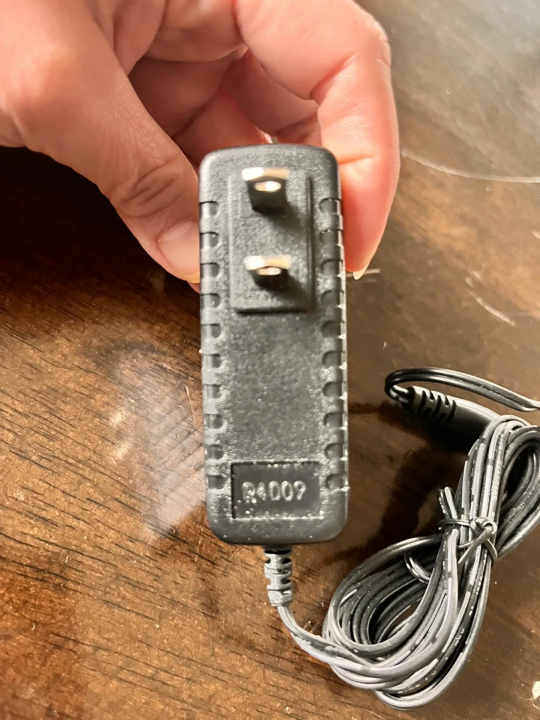 Thomson AC Adapter 12V 0.5A image indicator(3)