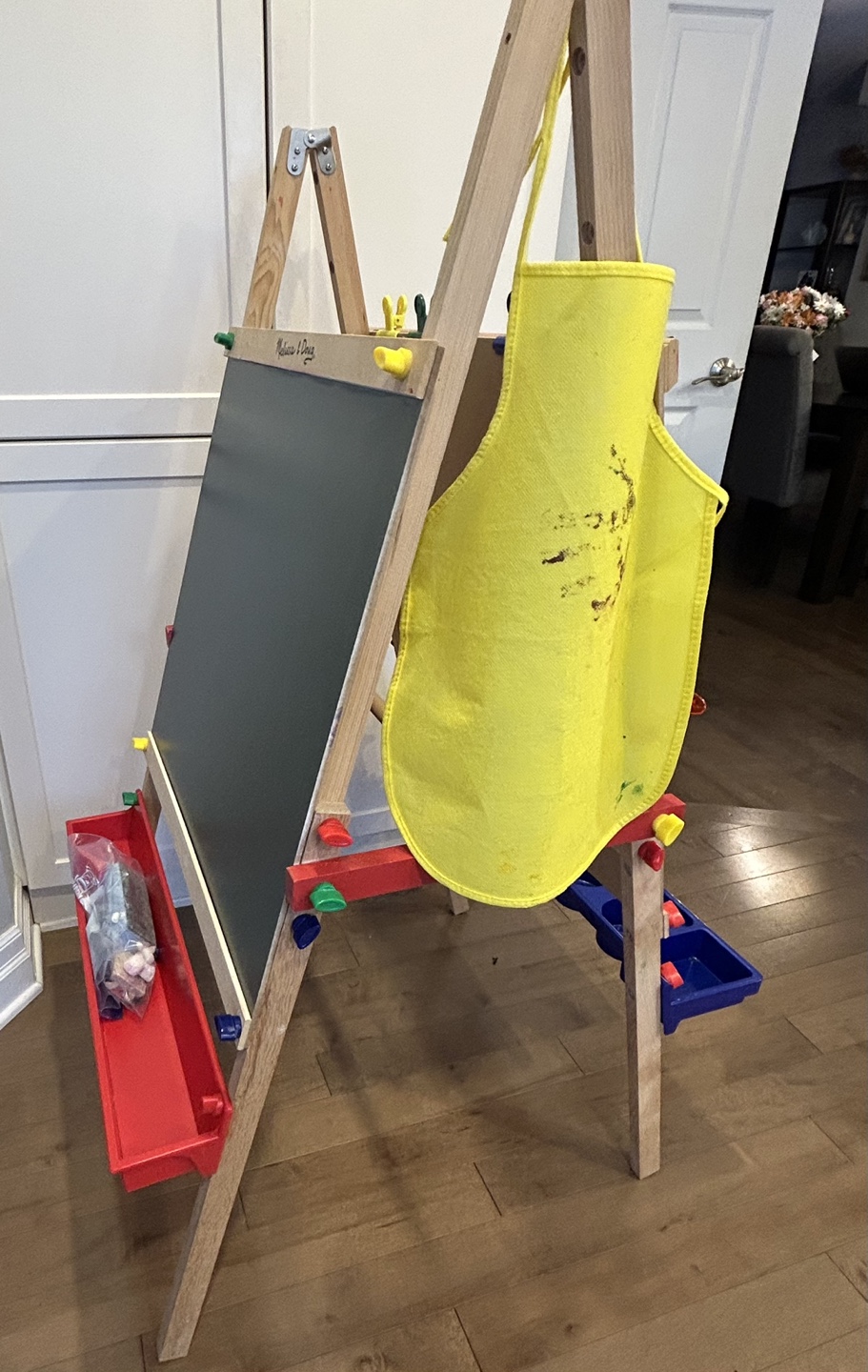 Melissa & Doug Deluxe Solid-Wood Standing Art Easel - photo 4