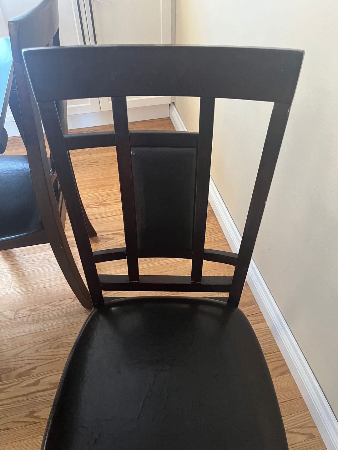 Dining table and four chairs set - photo 2