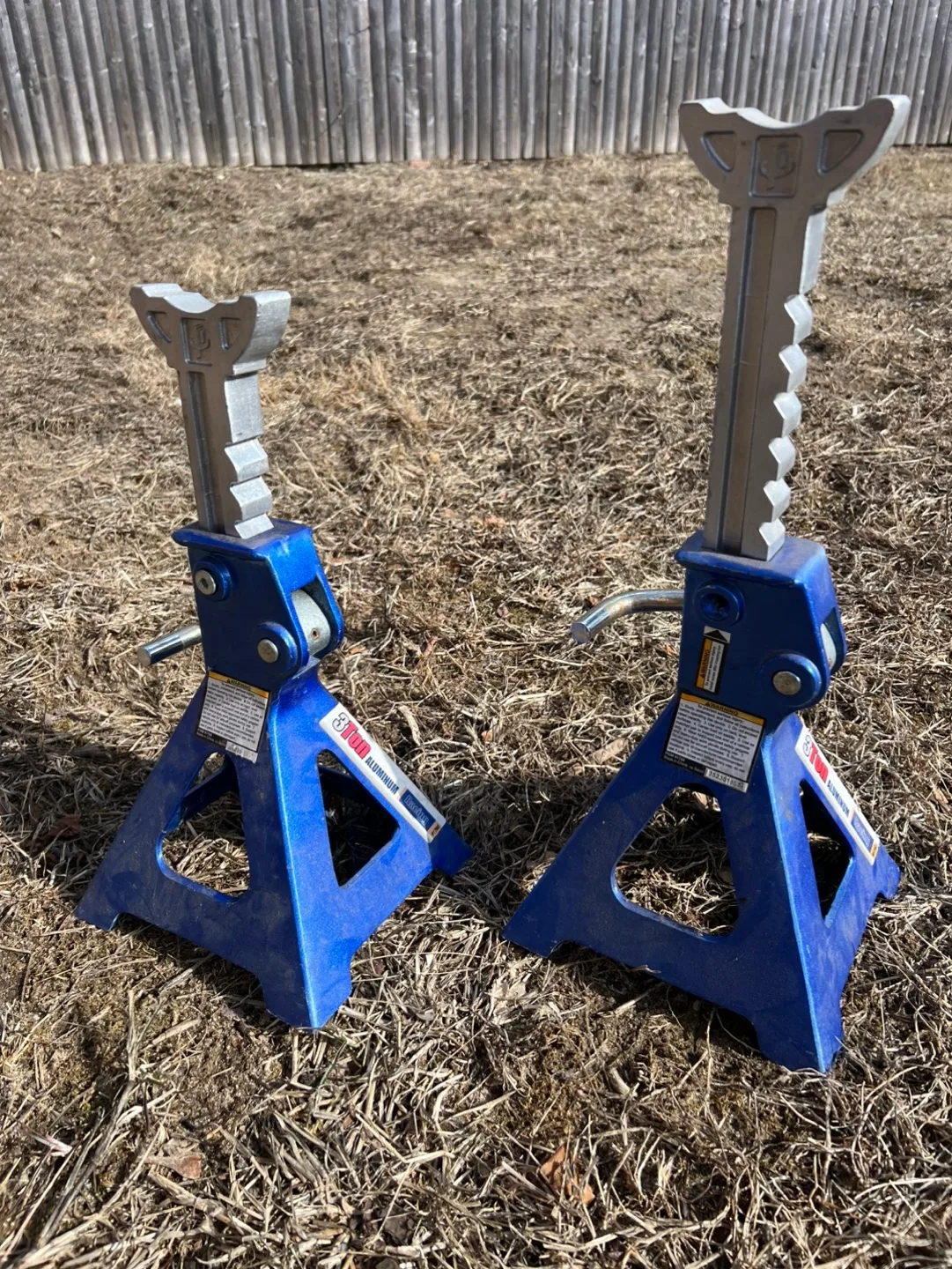 Pair of Pittsburgh Automotive 3 Ton Aluminum Racing Jack Stands image indicator(6)